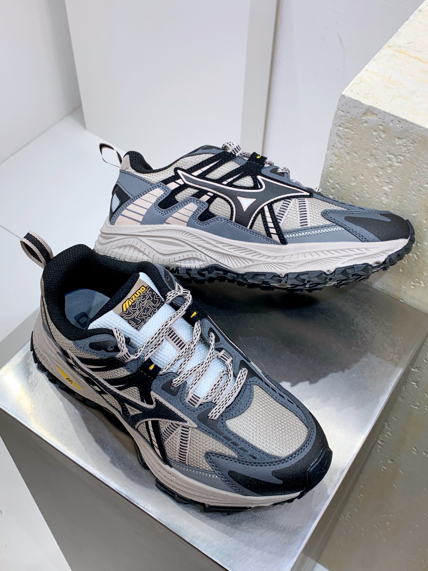 Male Running Shoes Shock Absorbing M-l-s