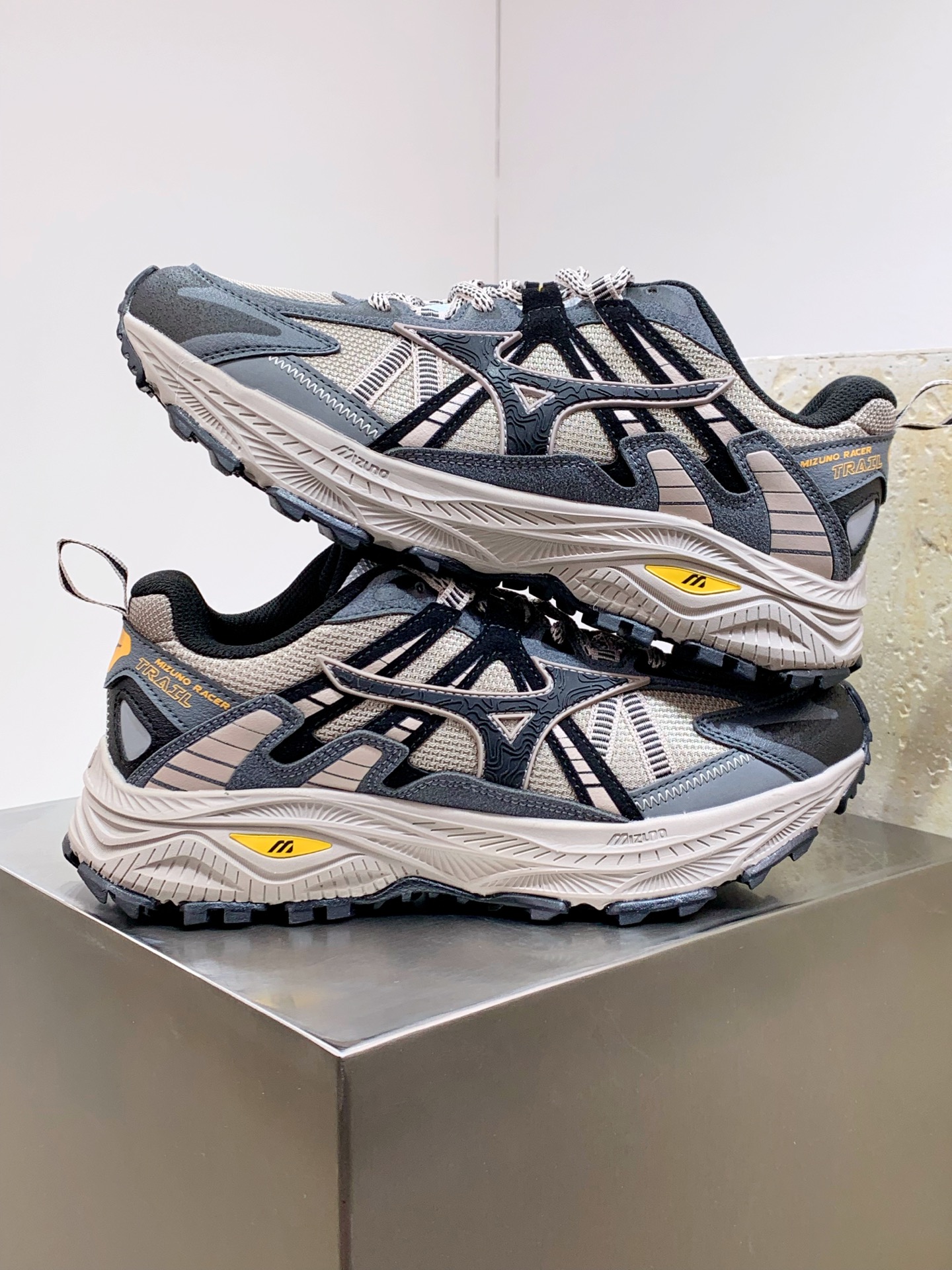 Male Running Shoes Shock Absorbing M-l-s