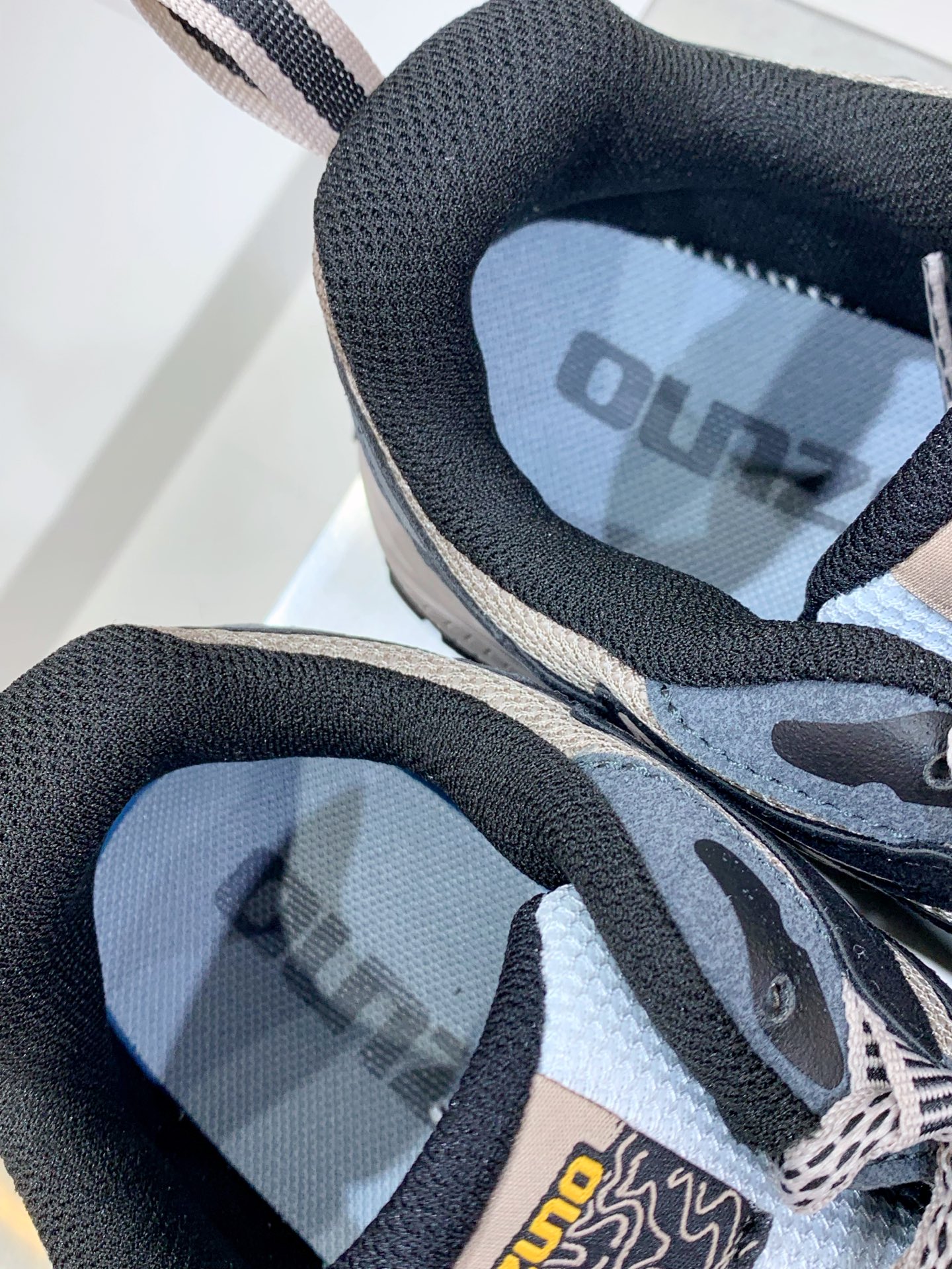 Male Running Shoes Shock Absorbing M-l-s