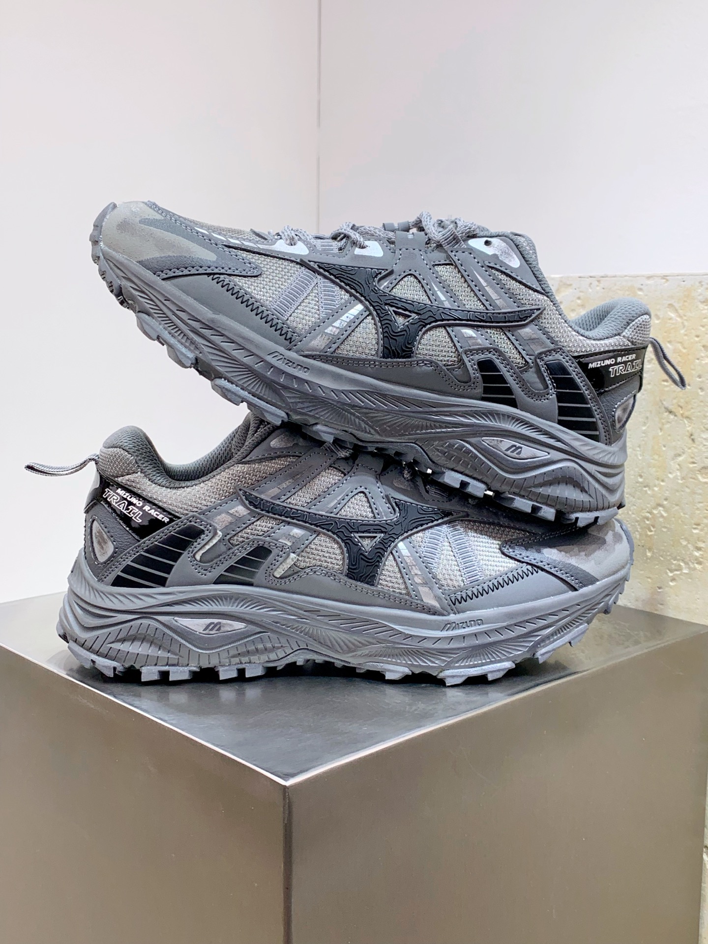 Male Running Shoes Shock Absorbing M-l-s