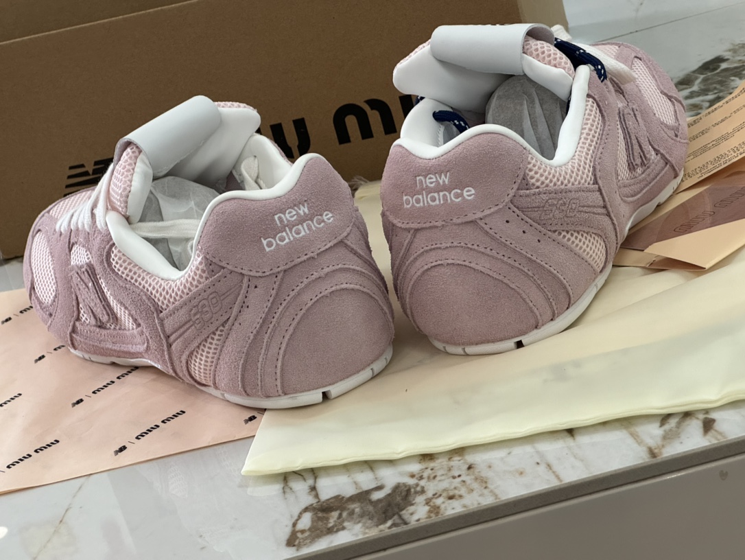 Miu Miu New Balance Male Sandals M-l-s