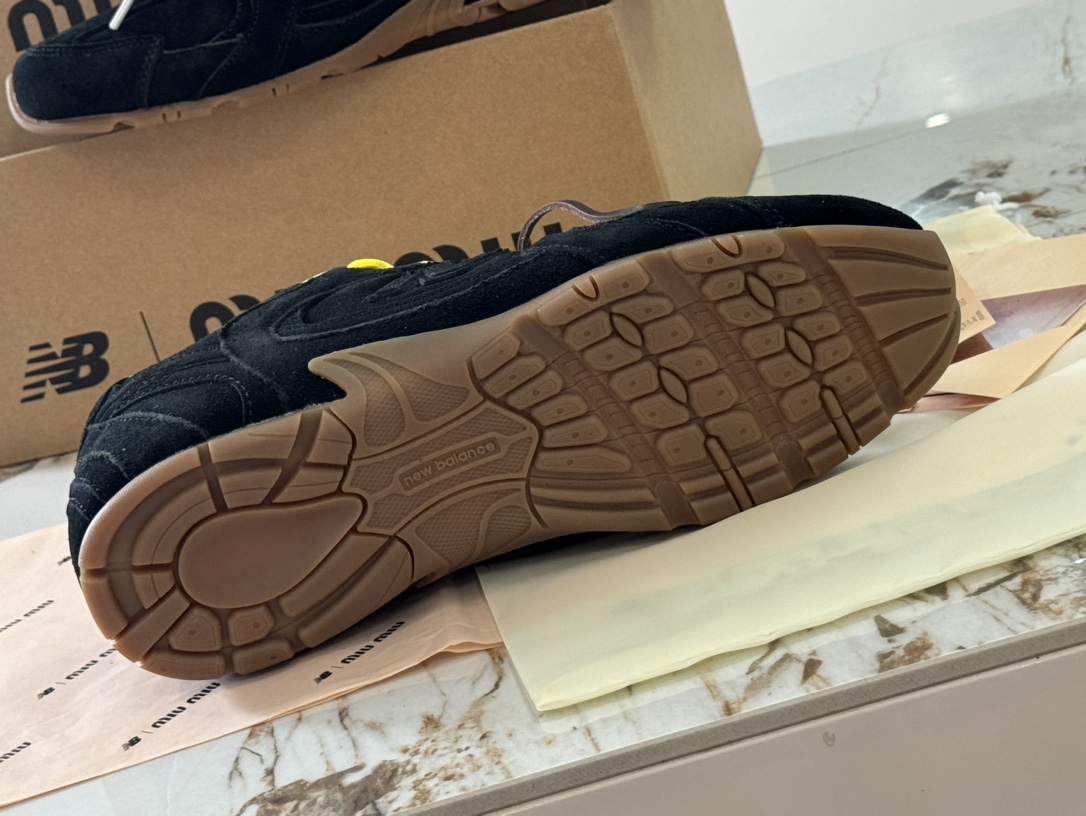 Miu Miu New Balance Male Sandals M-l-s