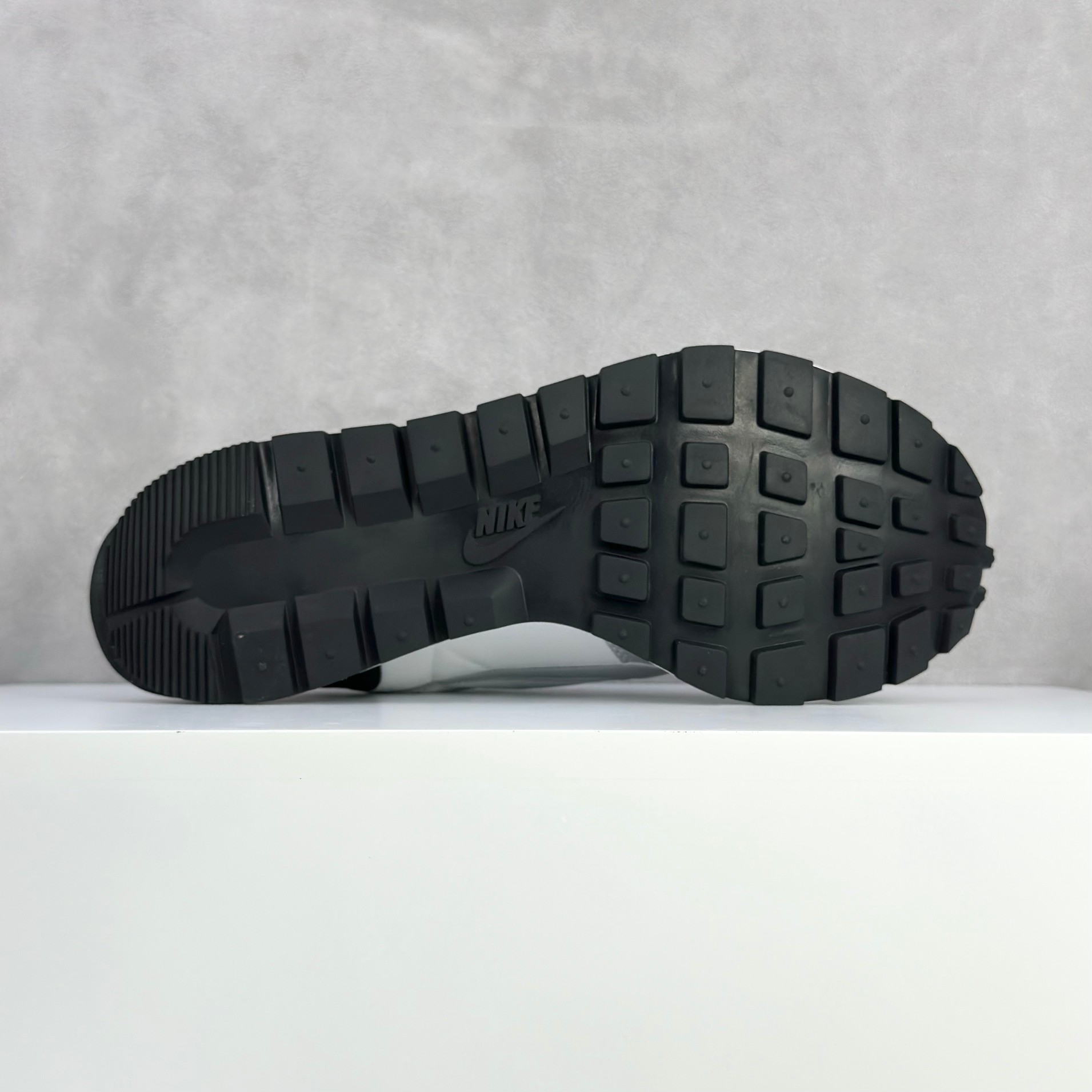 Balenciaga Basic Shoes L-s