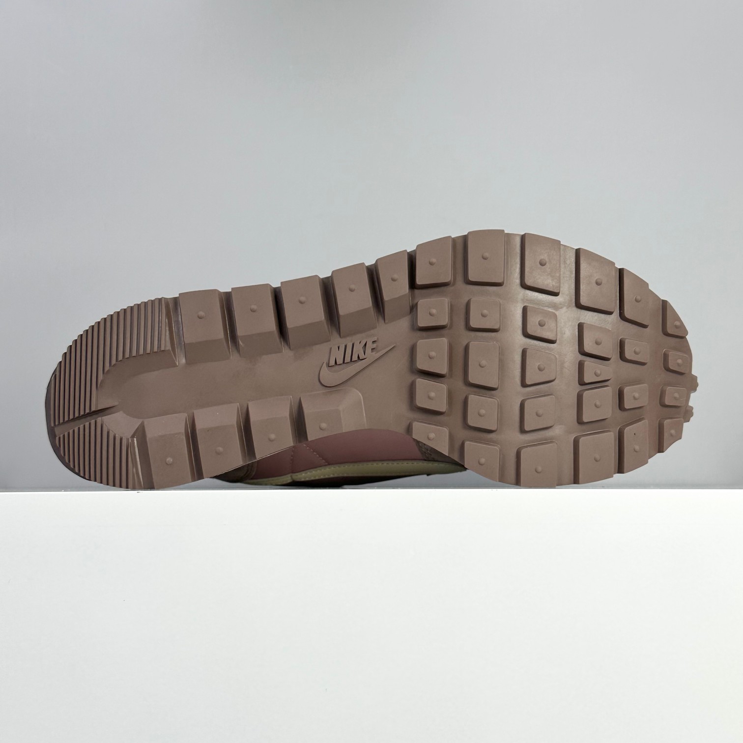 Balenciaga Basic Shoes L-s