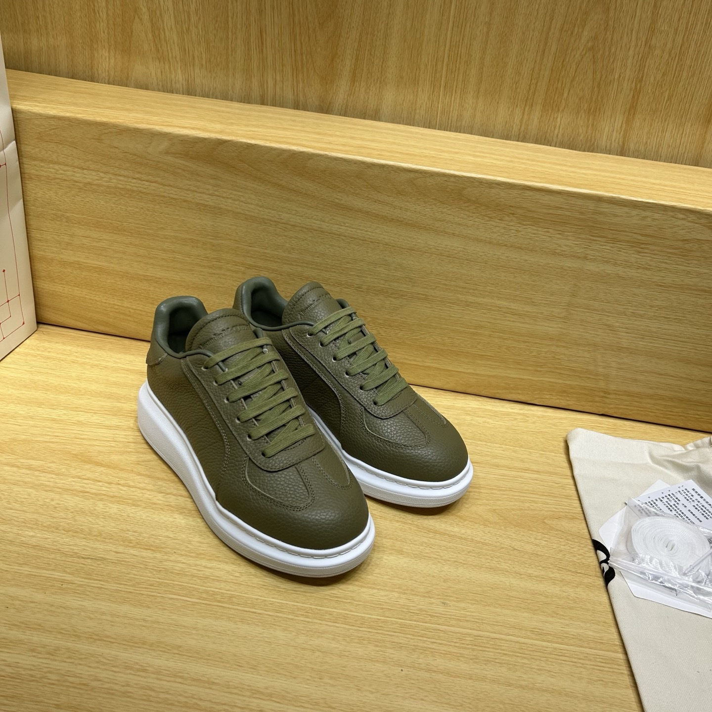 Alexander Mcqueen Male Sneakers M-l-s