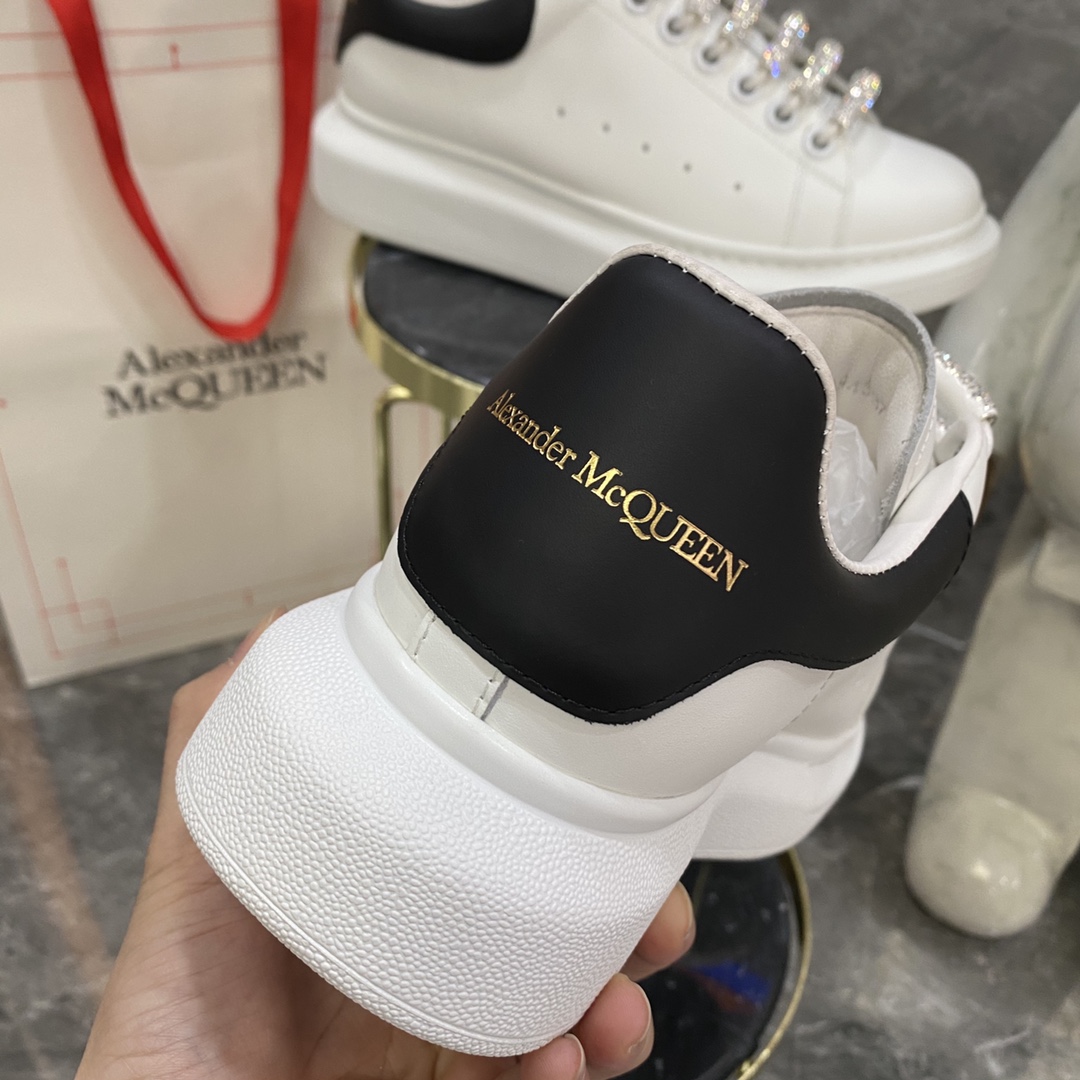 Alexander Mcqueen Male Basic Shoes White M-l-s