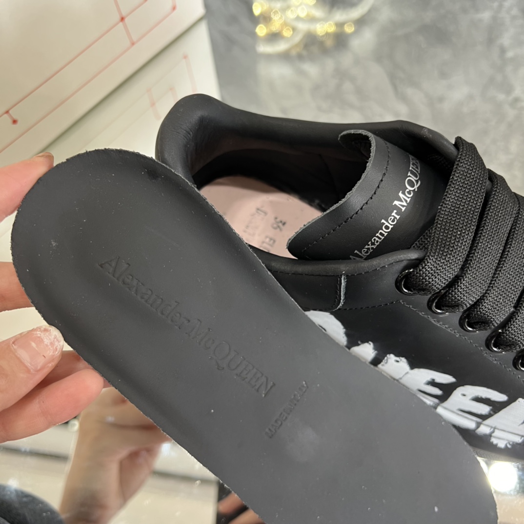 Alexander Mcqueen Male Basic Shoes White M-l-s