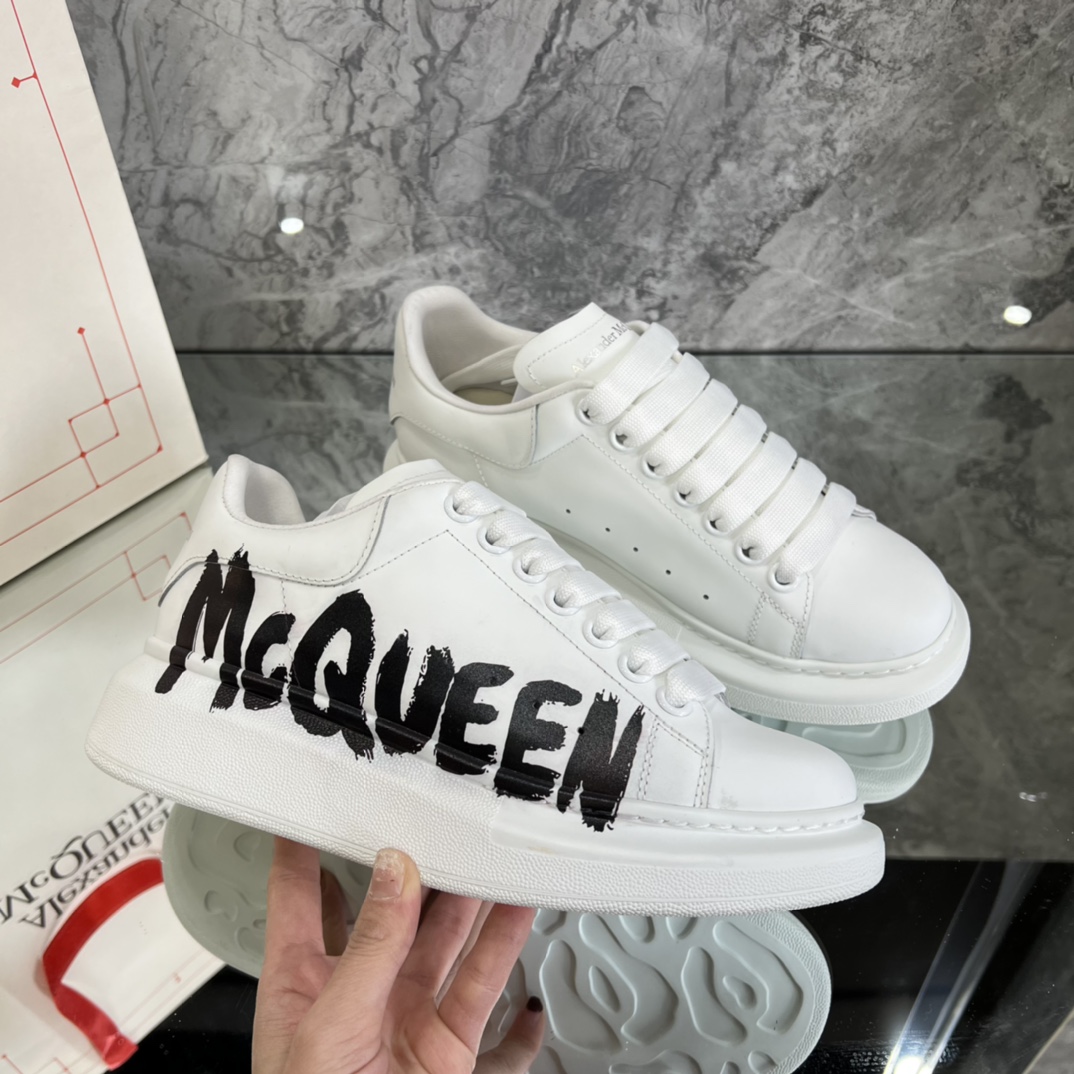 Alexander Mcqueen Male Basic Shoes White M-l-s