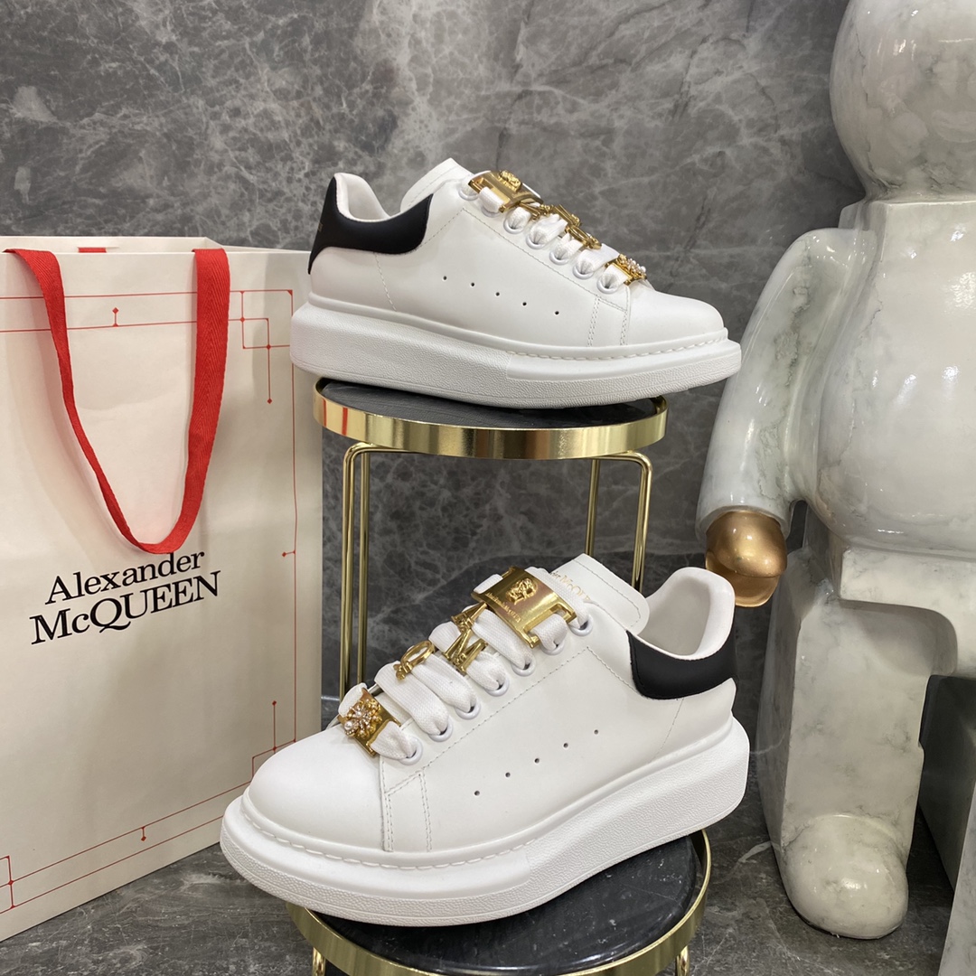 Alexander Mcqueen Male Basic Shoes White M-l-s