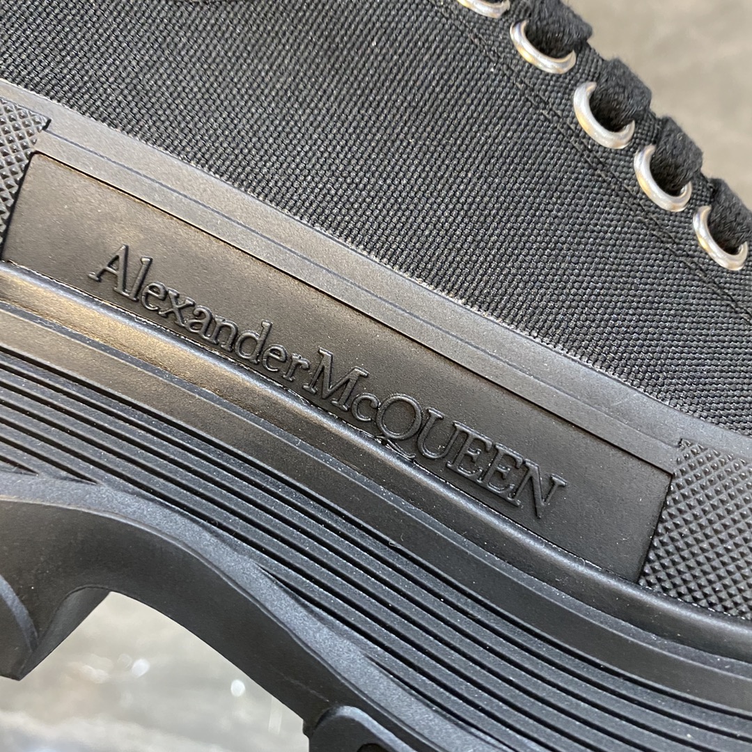 Alexander Mcqueen Male Basic Shoes White M-l-s