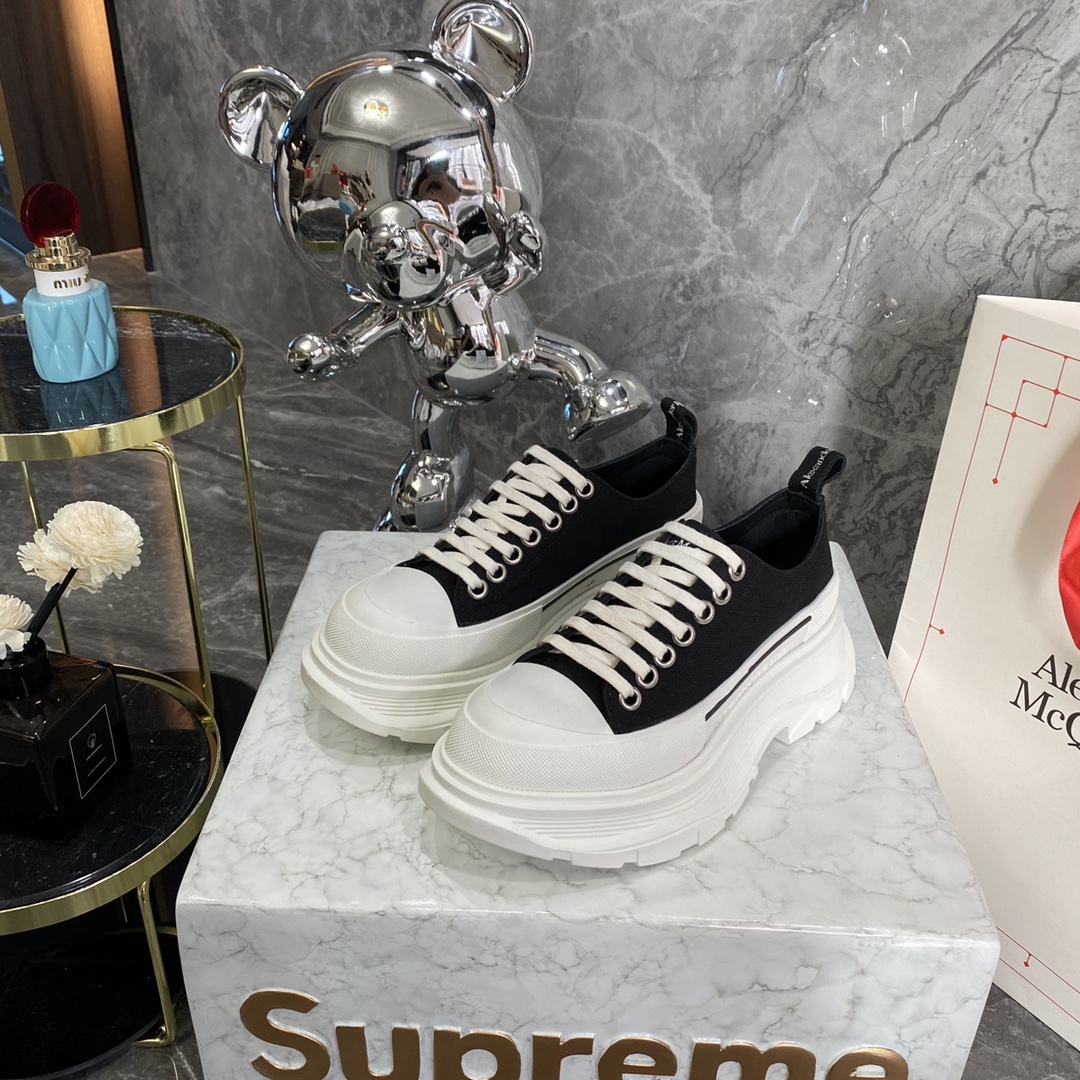 Alexander Mcqueen Male Canvas Shoes Canvas White M-l-s