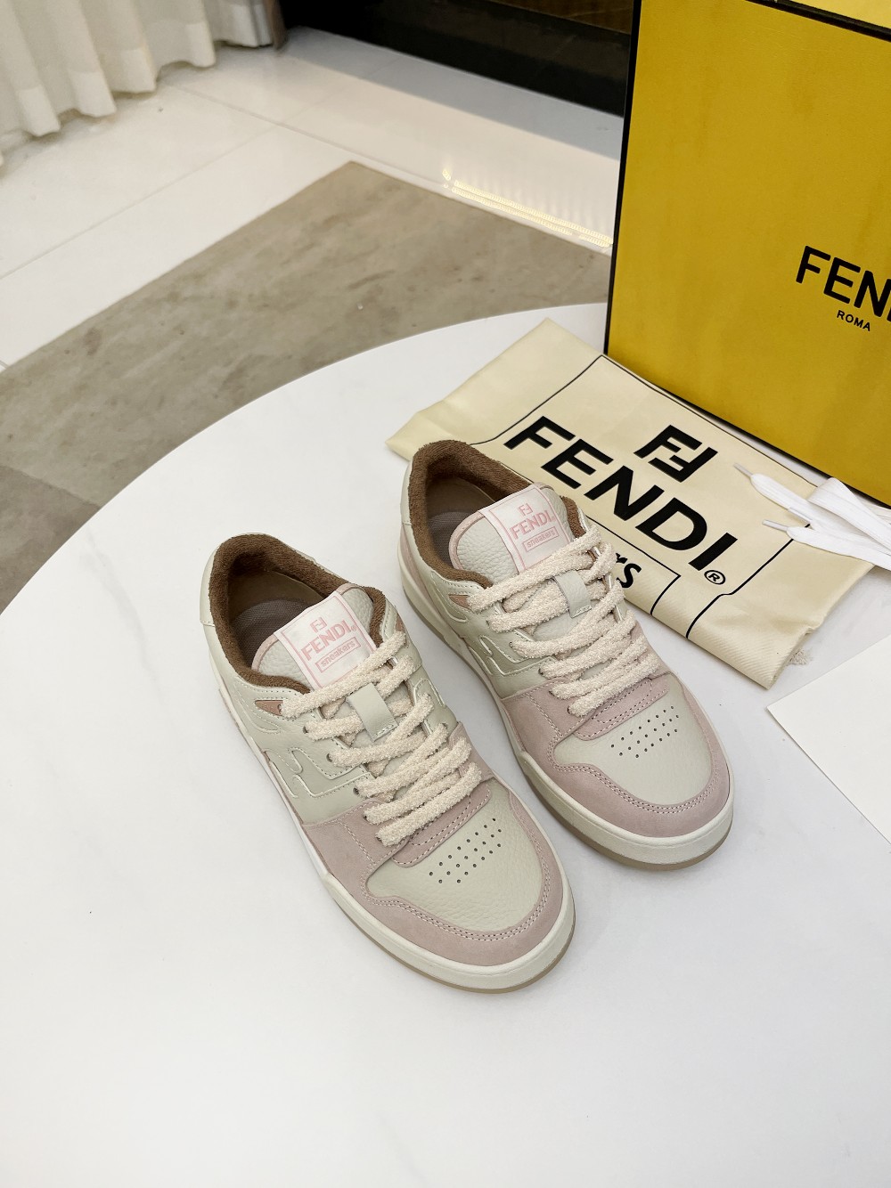 Fendi Louis Vuitton Male Sneakers Mesh Breathable M-s