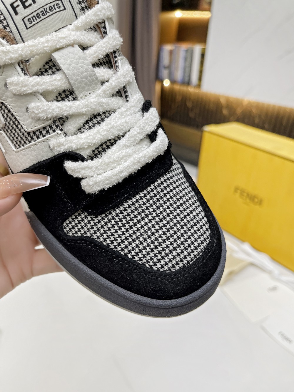 Fendi Louis Vuitton Male Sneakers Mesh Breathable M-s
