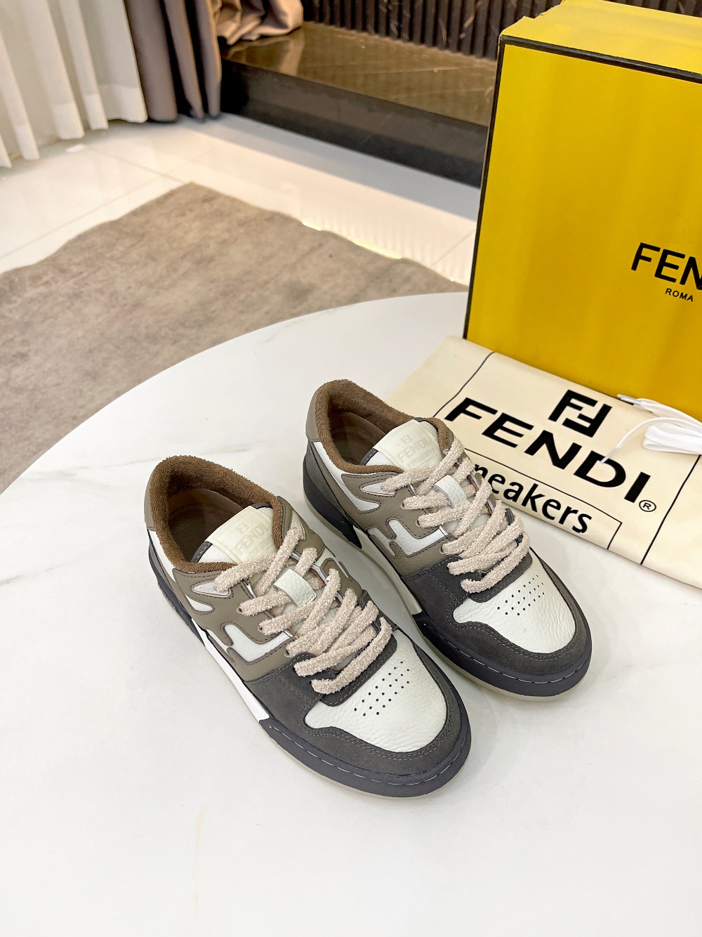 Fendi Louis Vuitton Male Sneakers Mesh Breathable M-s