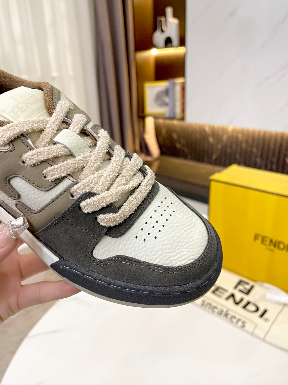 Fendi Louis Vuitton Male Sneakers Mesh Breathable M-s