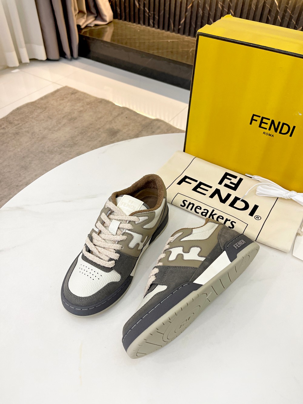 Fendi Louis Vuitton Male Sneakers Mesh Breathable M-s
