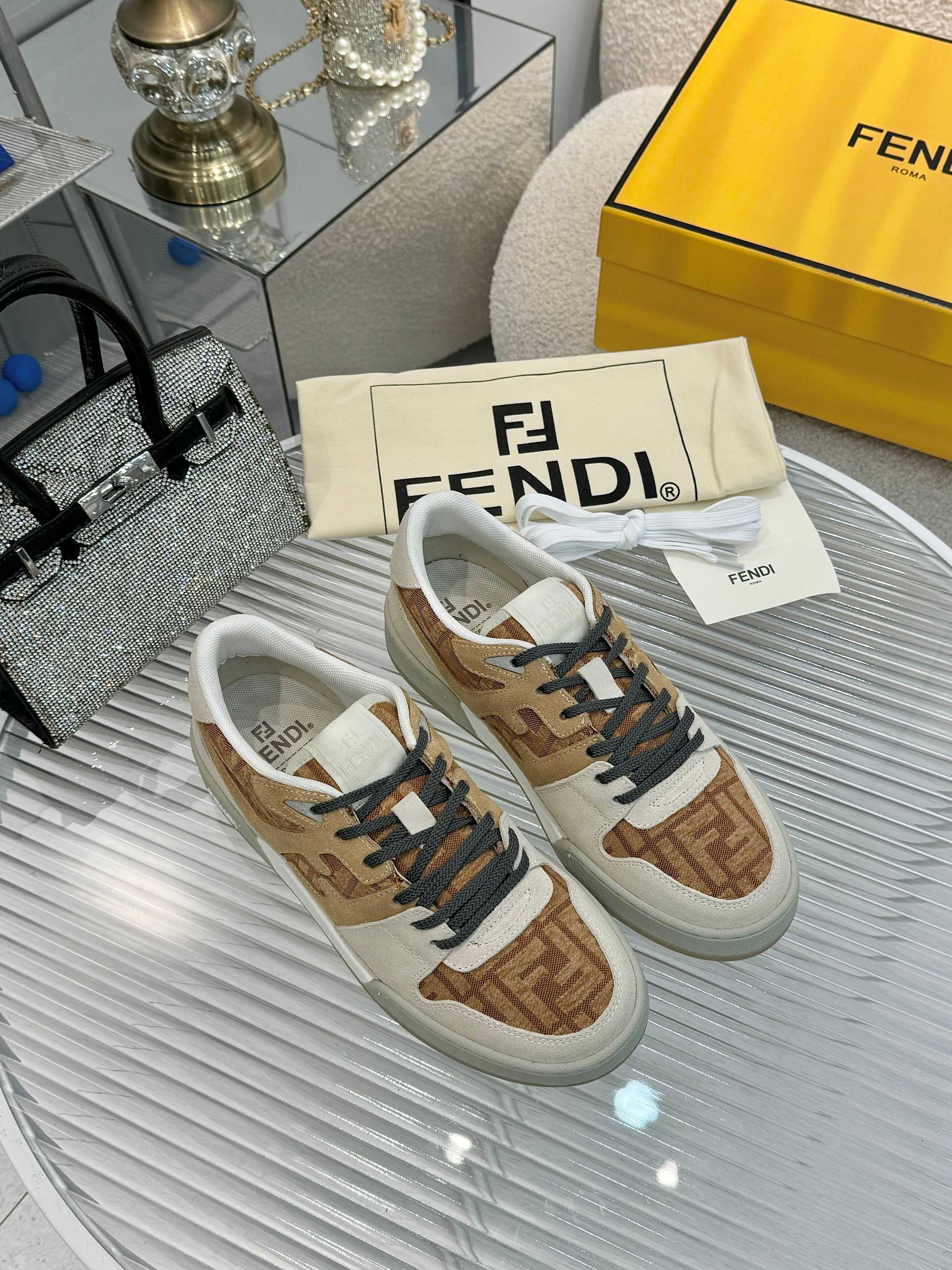Fendi Louis Vuitton Male Sneakers Mesh Breathable M-s