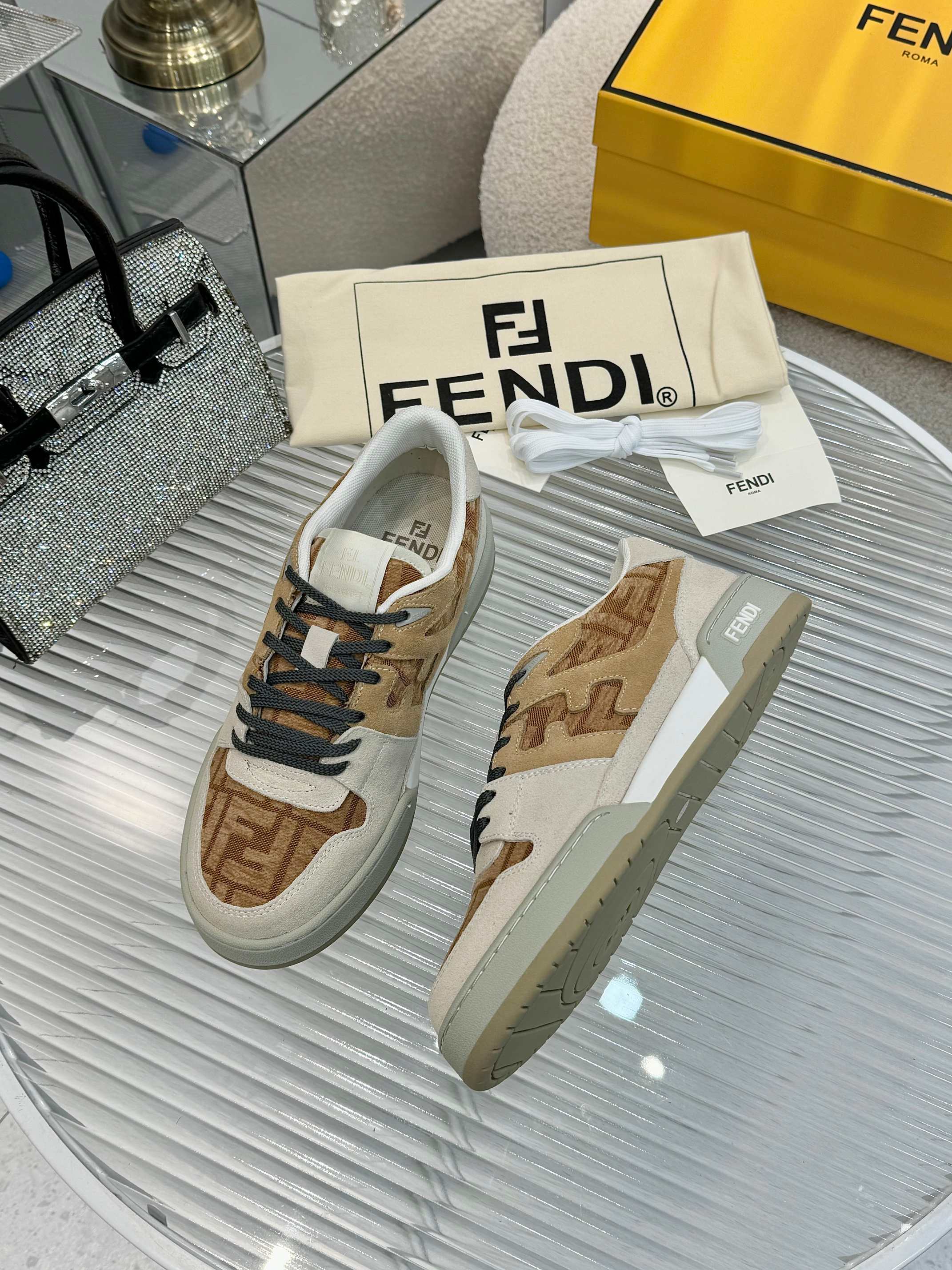 Fendi Louis Vuitton Male Sneakers Mesh Breathable M-s