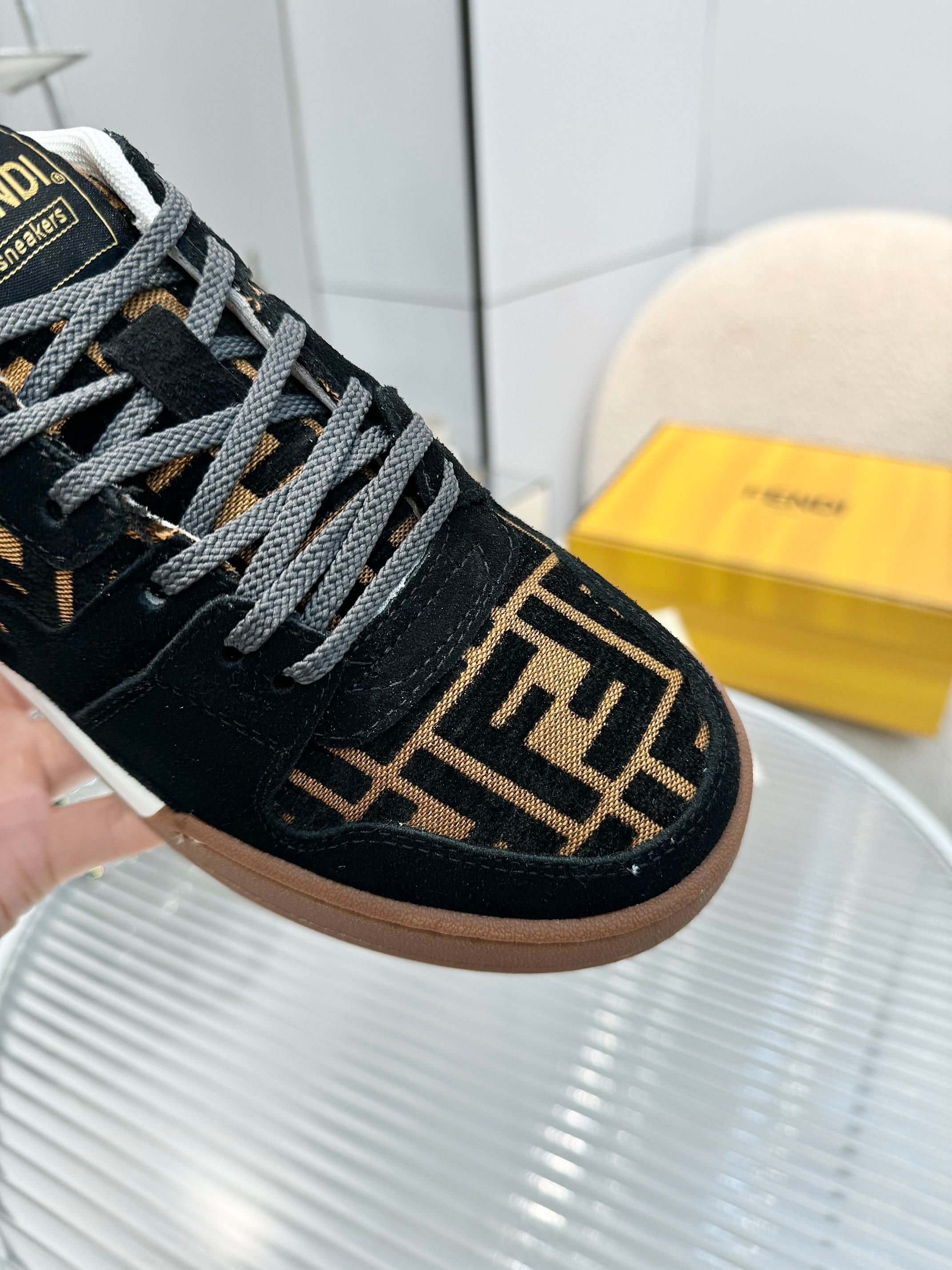 Fendi Louis Vuitton Male Sneakers Mesh Breathable M-s