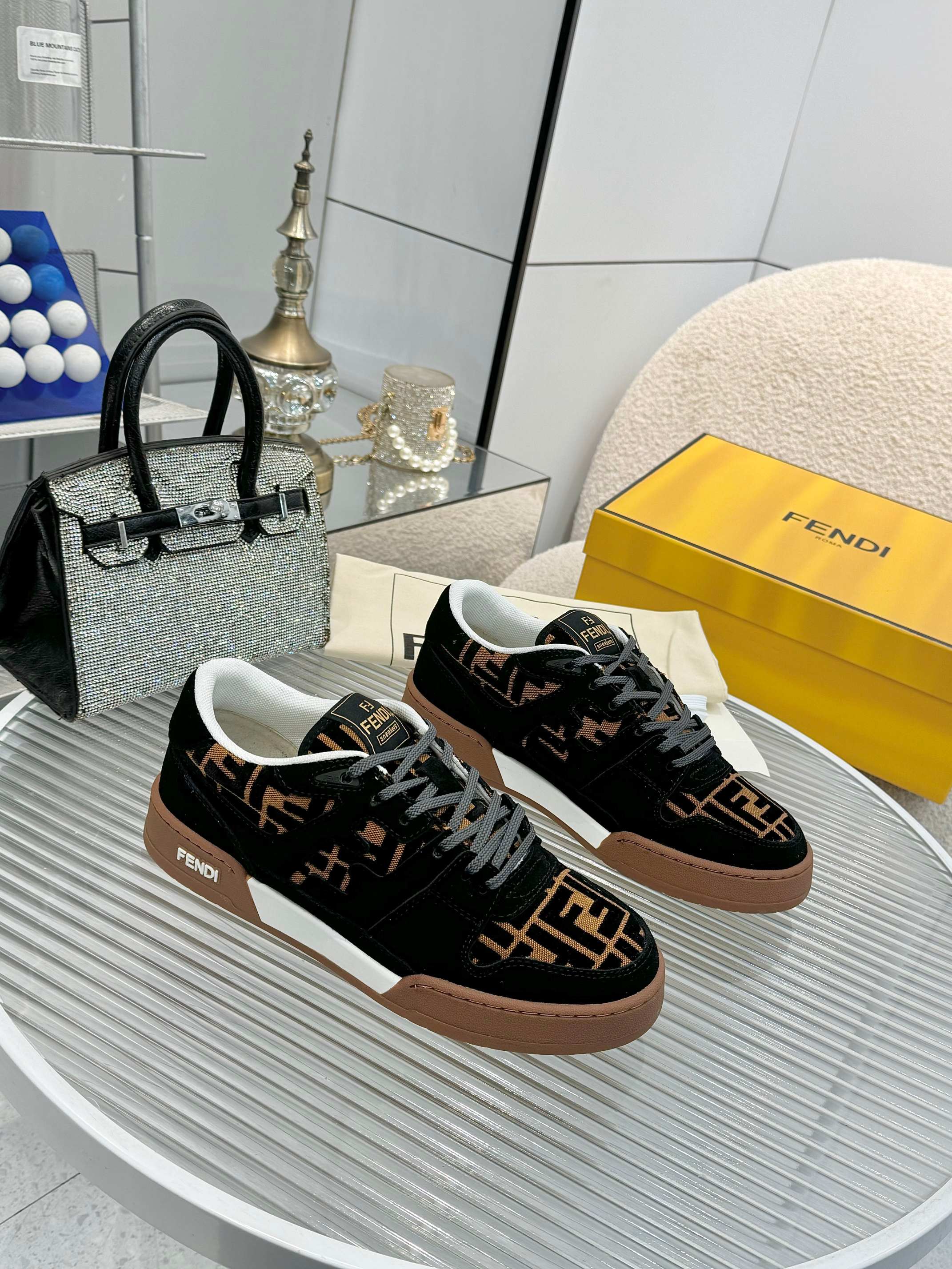 Fendi Louis Vuitton Male Sneakers Mesh Breathable M-s