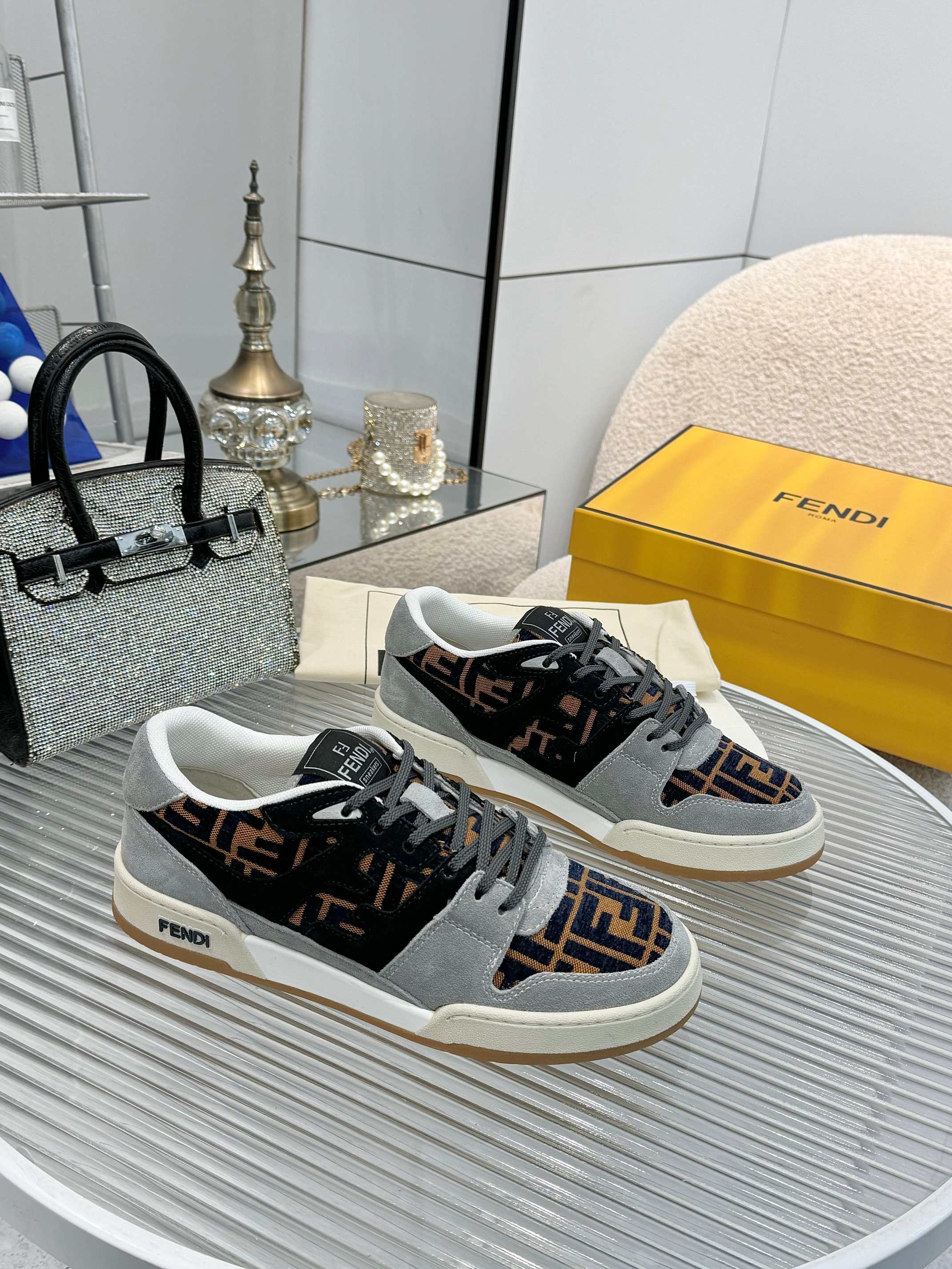 Fendi Louis Vuitton Male Sneakers Mesh Breathable M-s