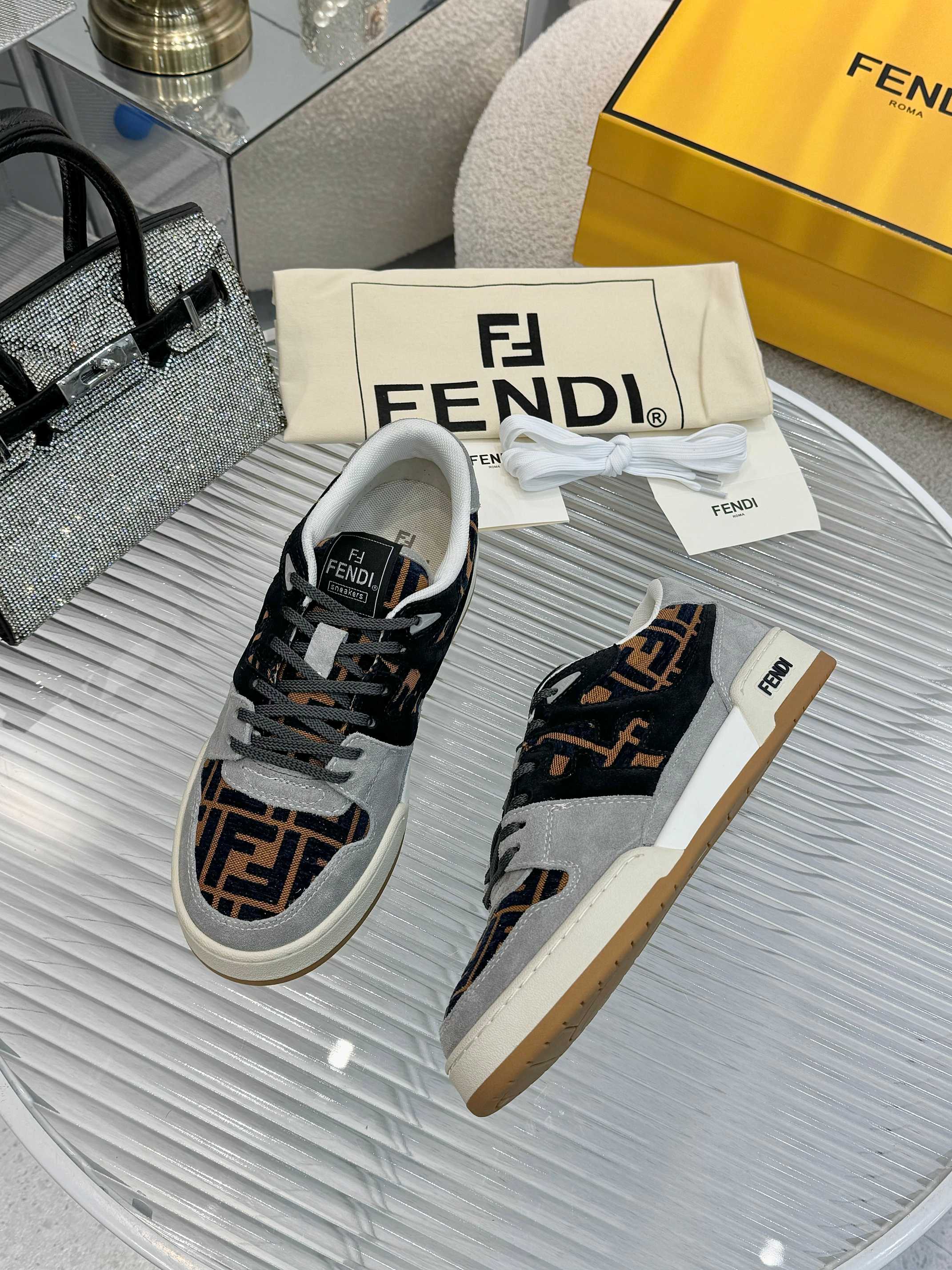 Fendi Louis Vuitton Male Sneakers Mesh Breathable M-s