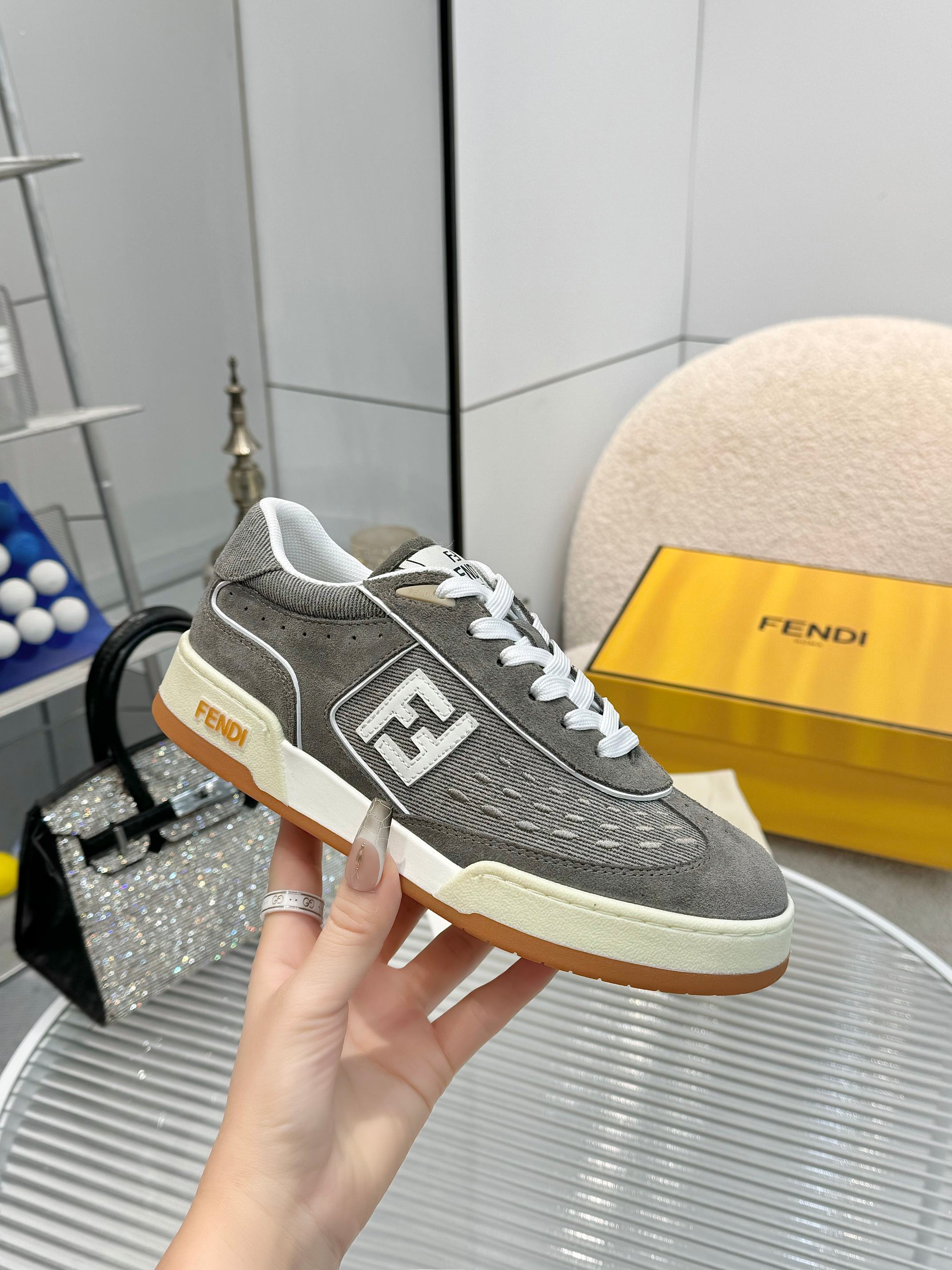 Fendi Louis Vuitton Male Sneakers Mesh Breathable M-s