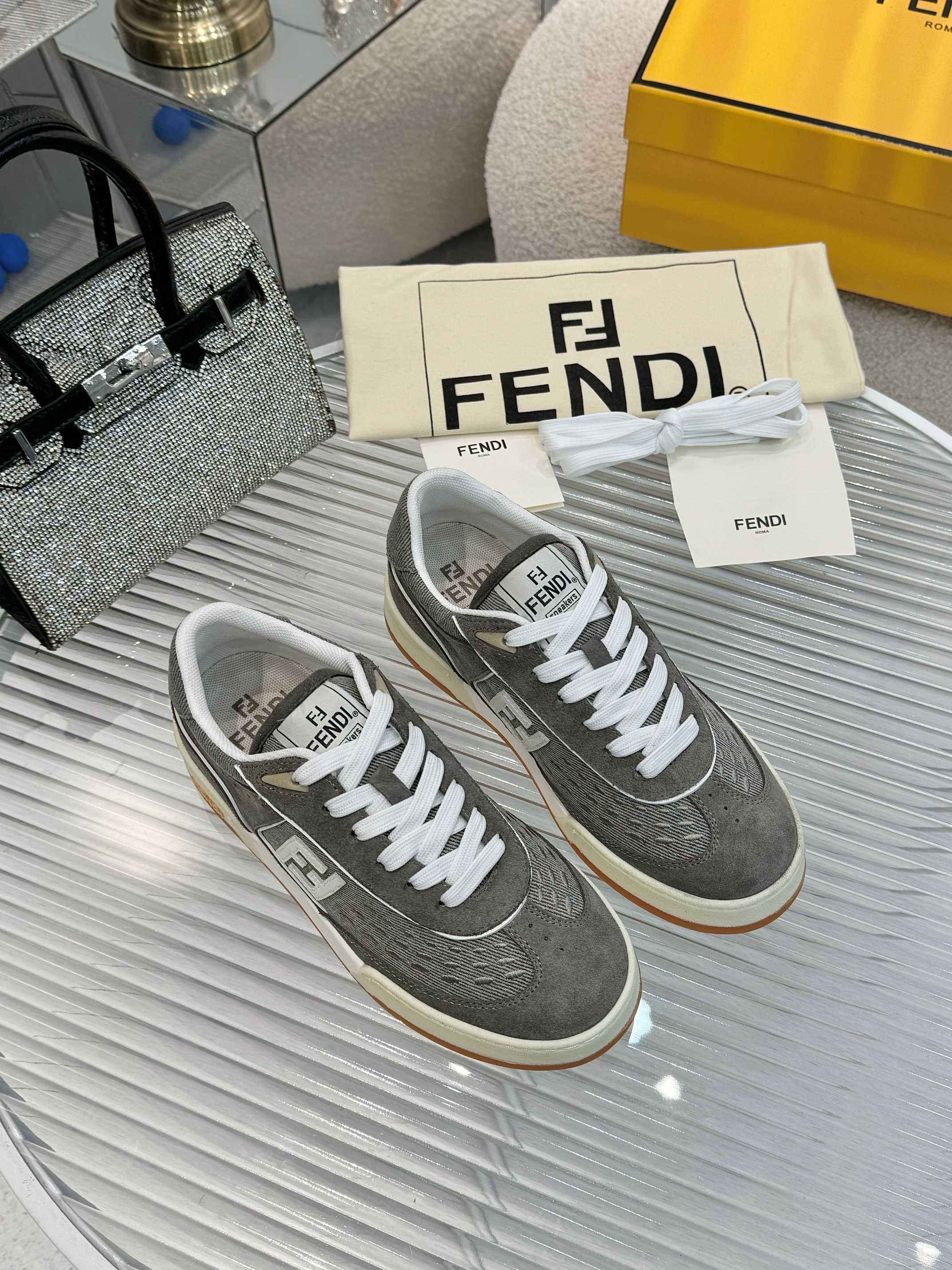 Fendi Louis Vuitton Male Sneakers Mesh Breathable M-s