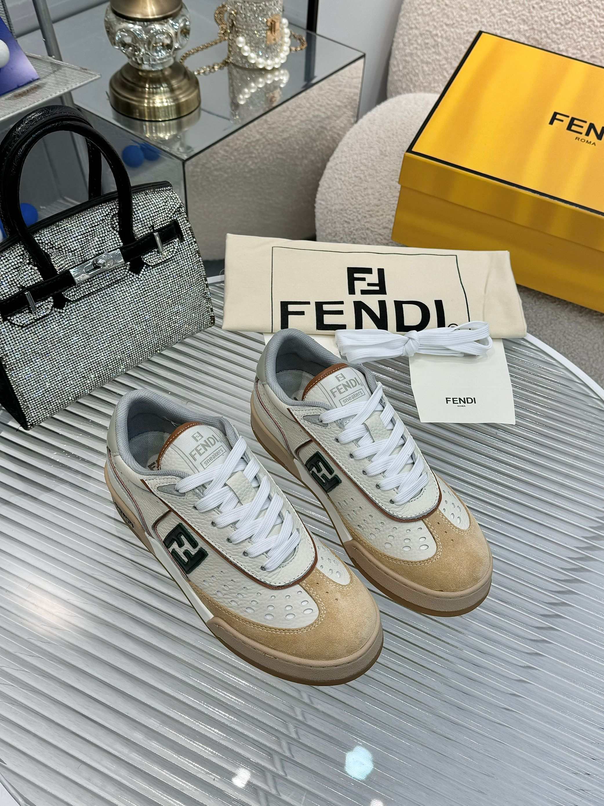 Fendi Louis Vuitton Male Sneakers Mesh Breathable M-s