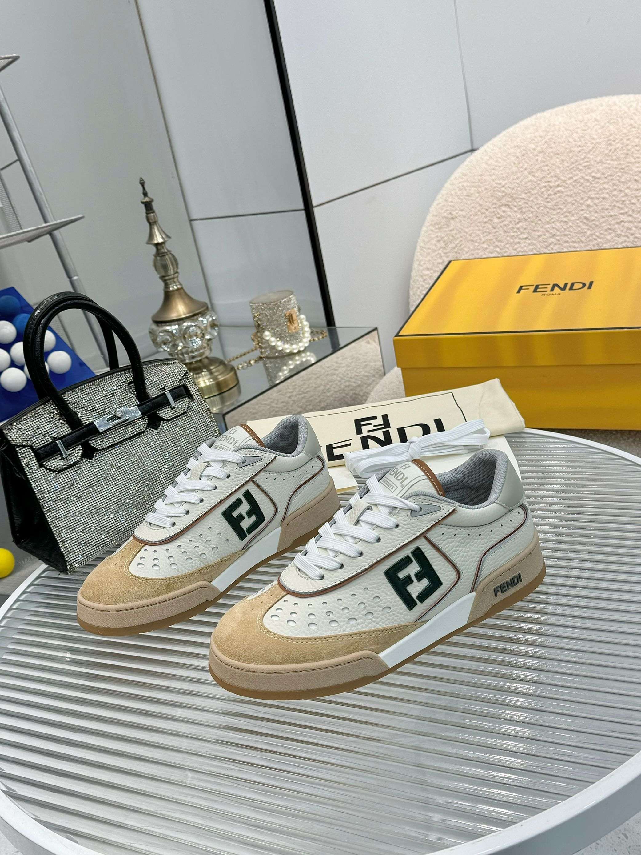 Fendi Louis Vuitton Male Sneakers Mesh Breathable M-s