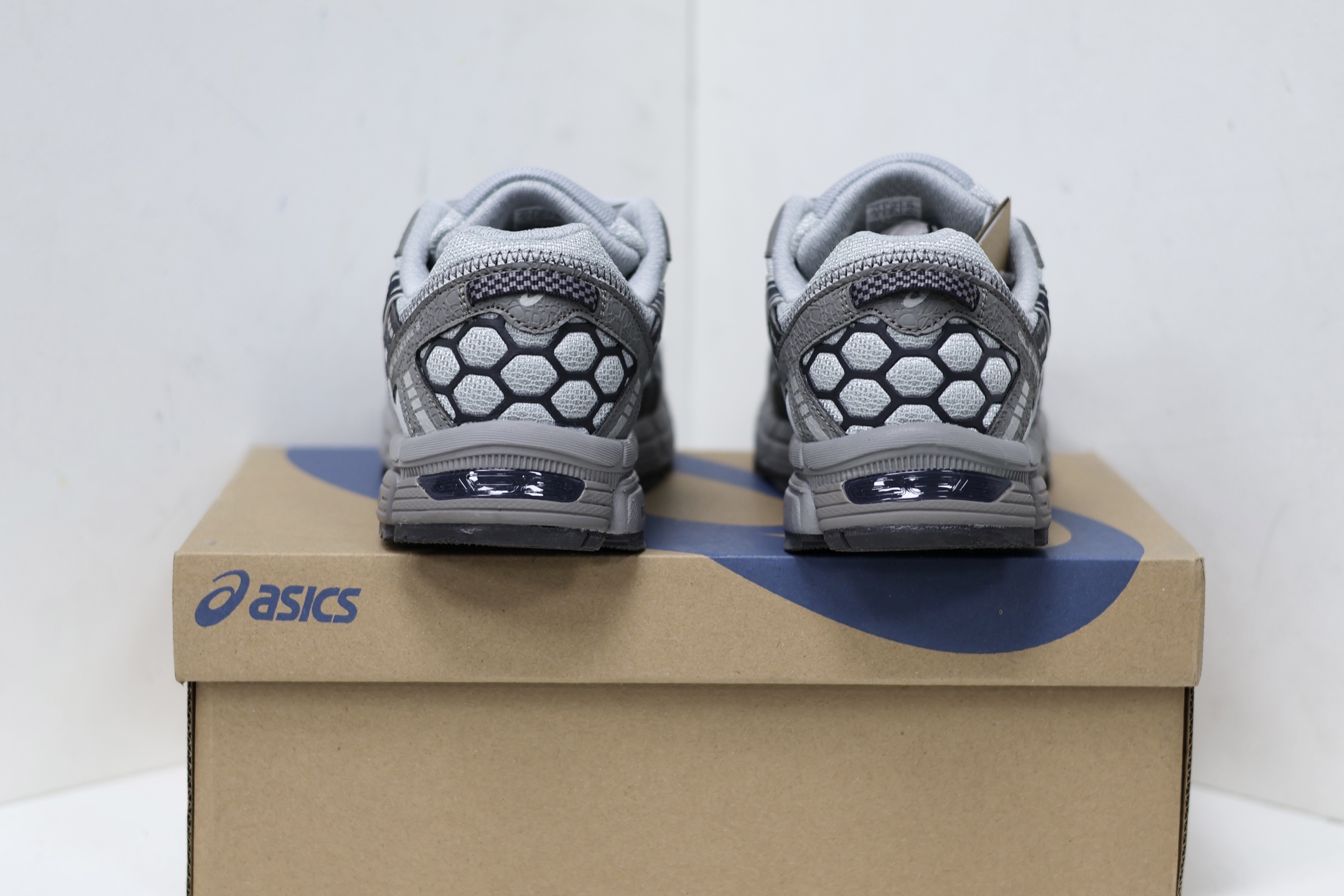 Asics Running Shoes L-s