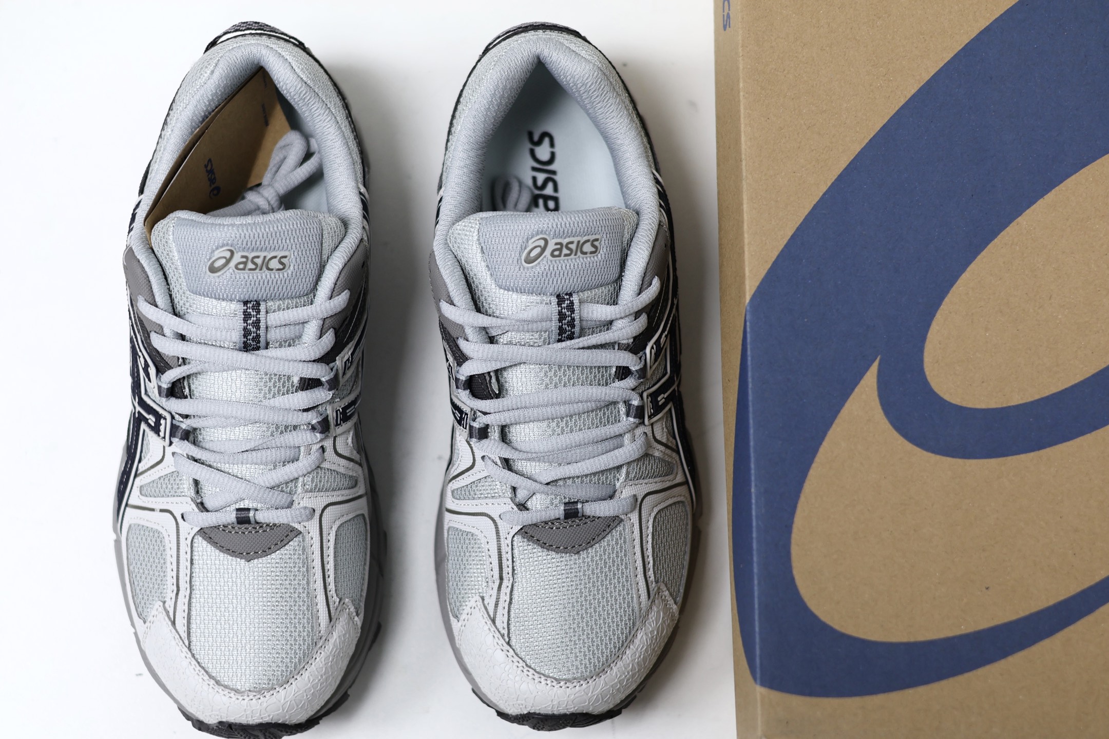 Asics Running Shoes L-s