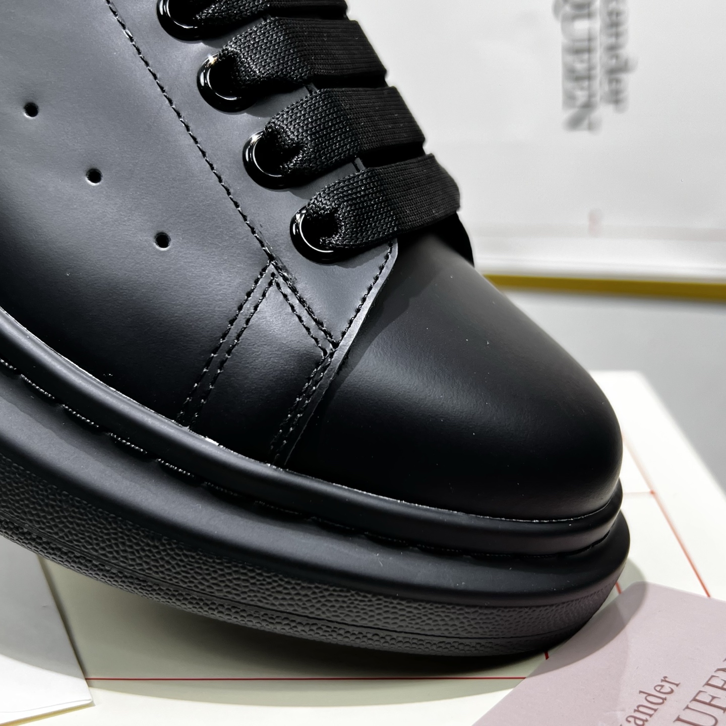 Male Basic Shoes L