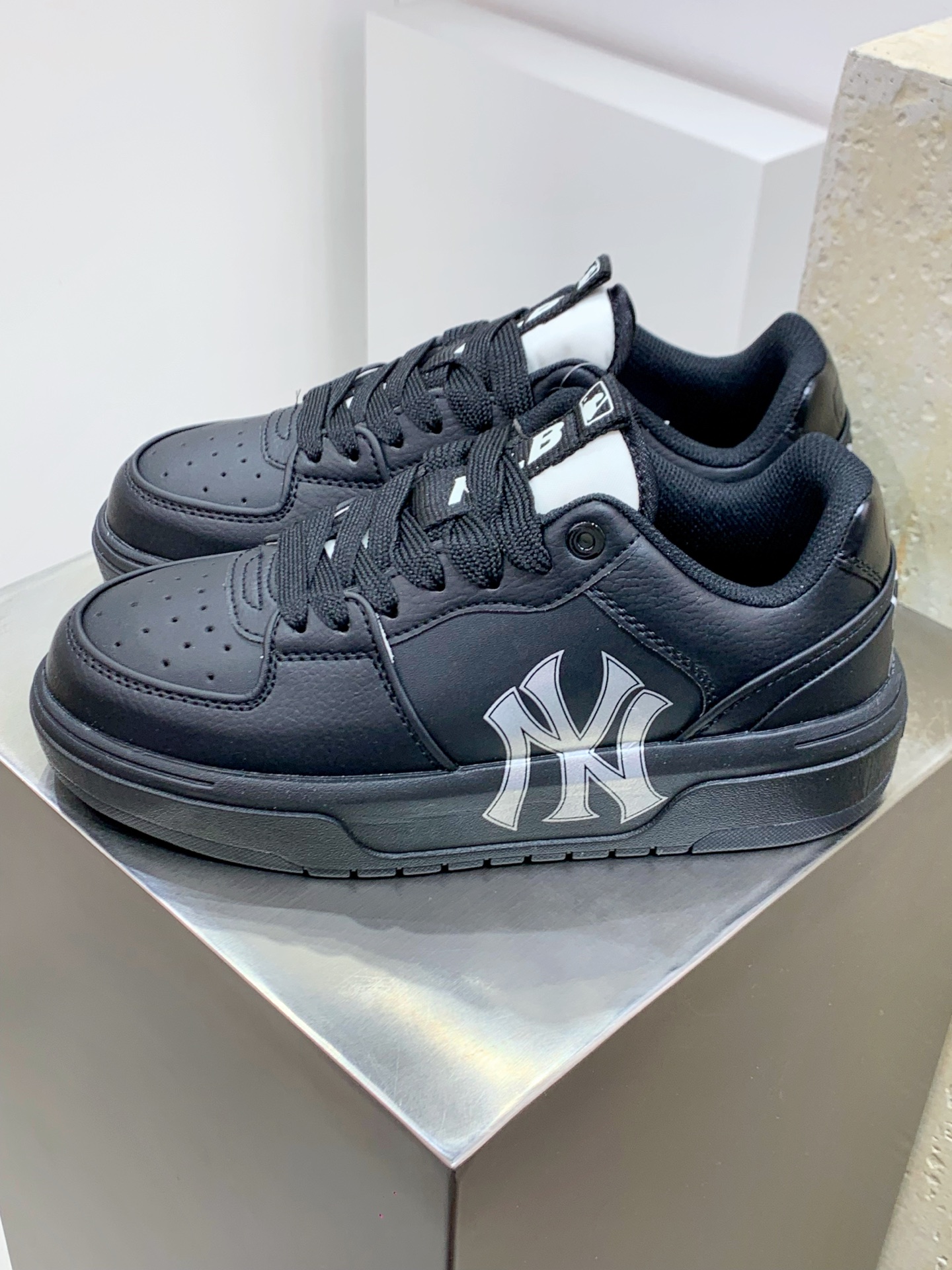 Nike Running Shoes M-l-s