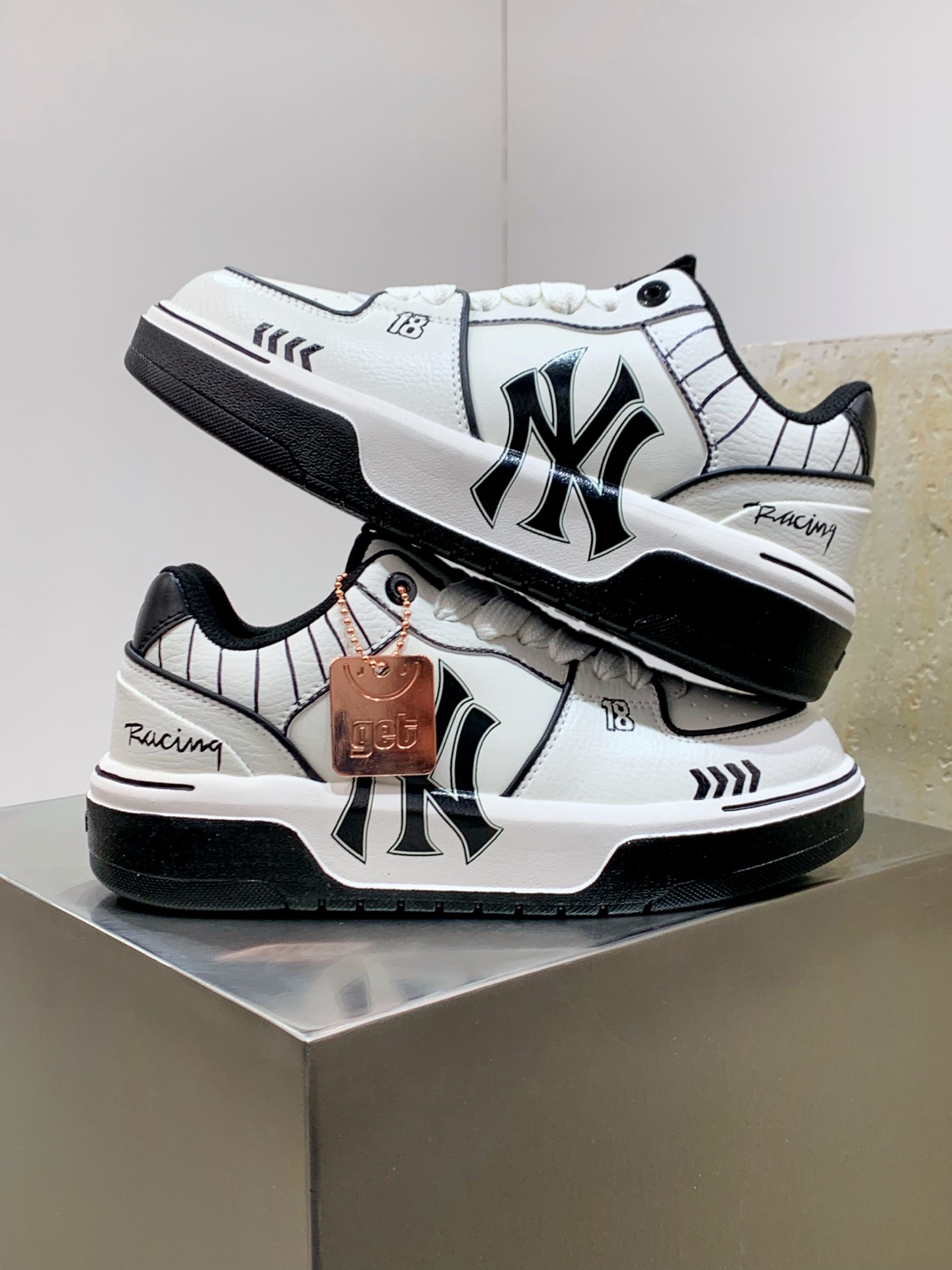 Nike Running Shoes M-l-s