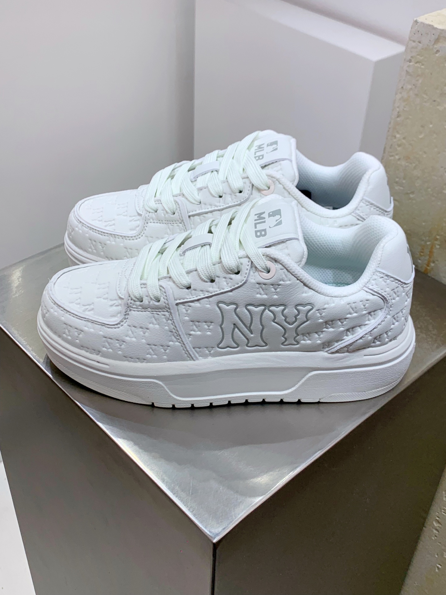 Nike Running Shoes M-l-s