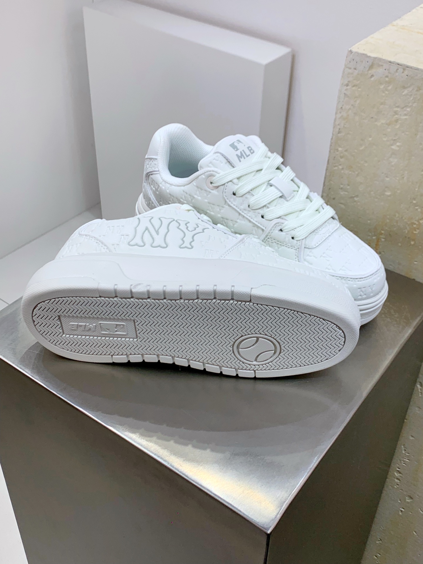 Nike Running Shoes M-l-s