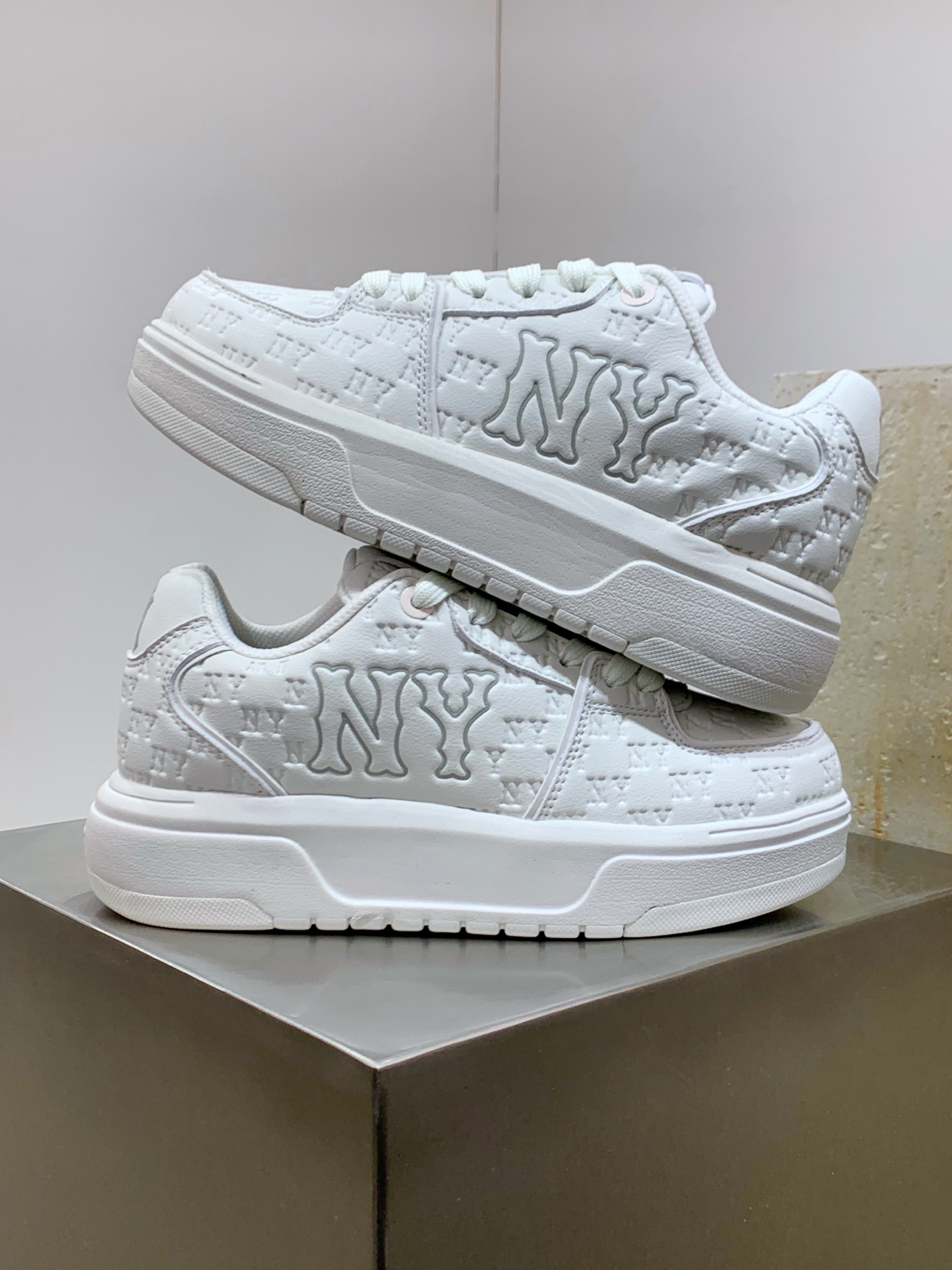 Nike Running Shoes M-l-s