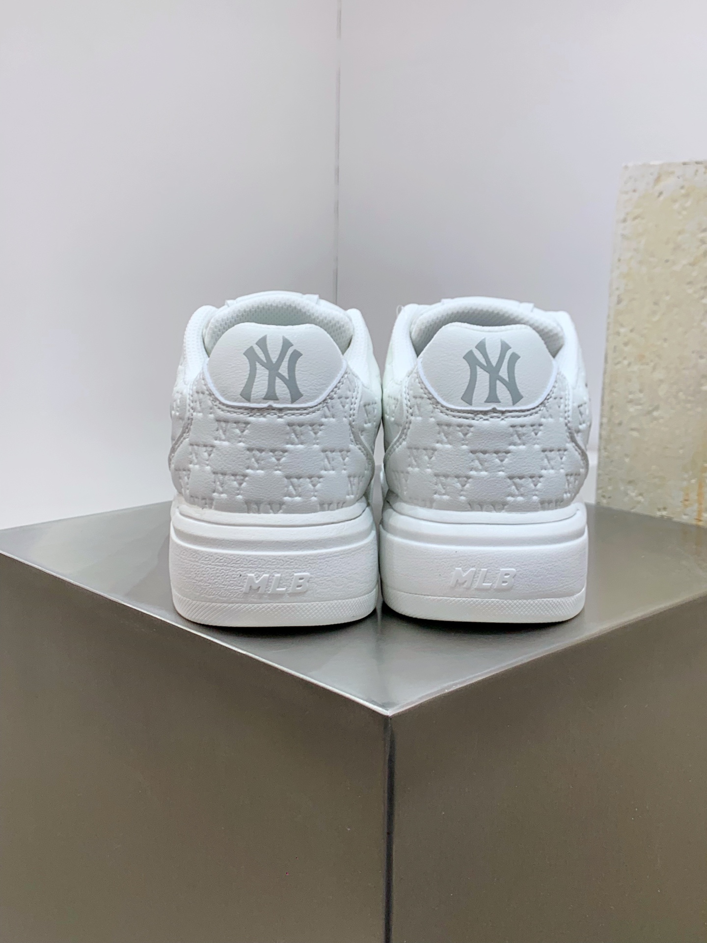 Nike Running Shoes M-l-s