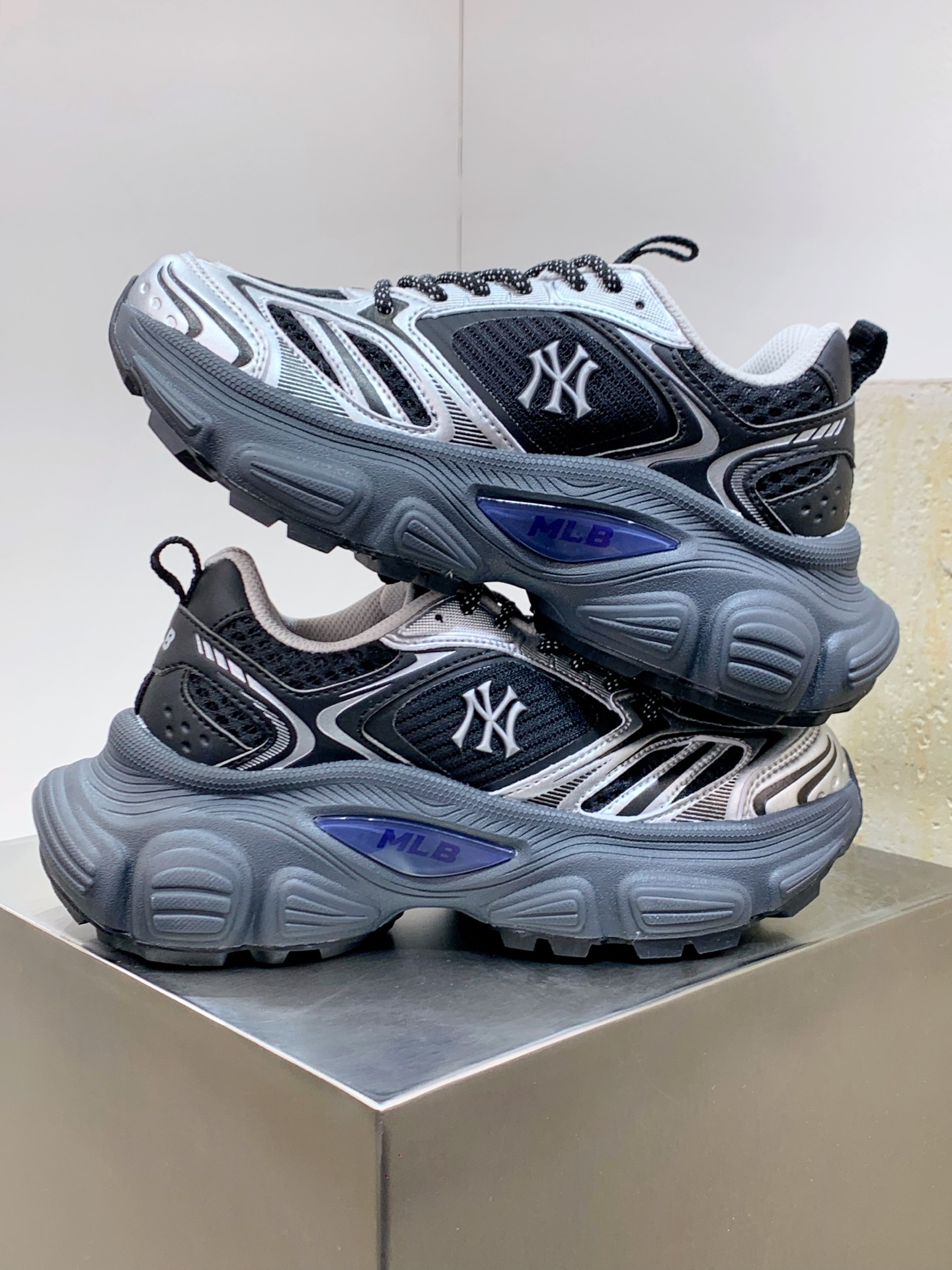 Nike Male Running Shoes Breathable M-l-s