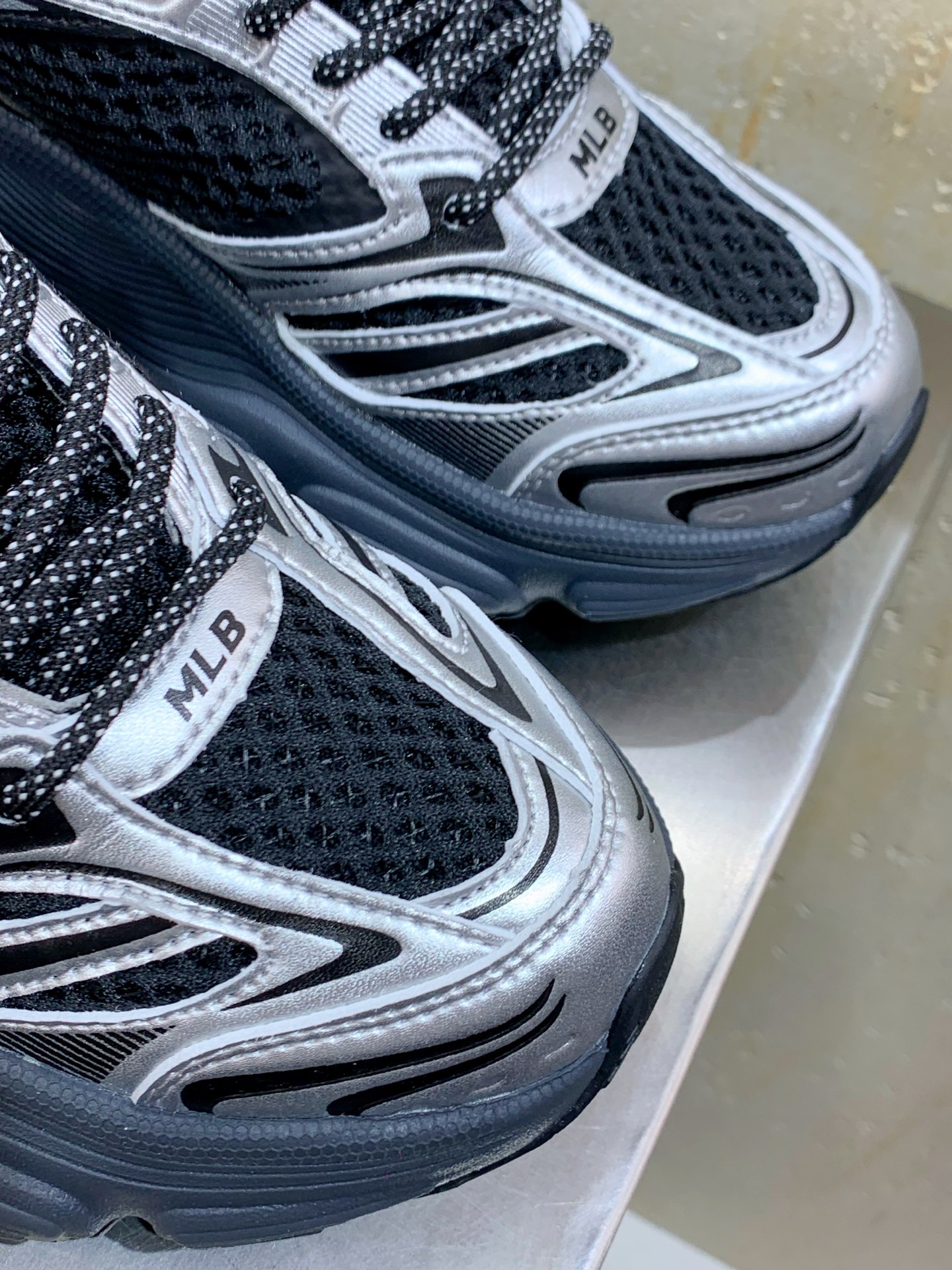 Nike Male Running Shoes Breathable M-l-s