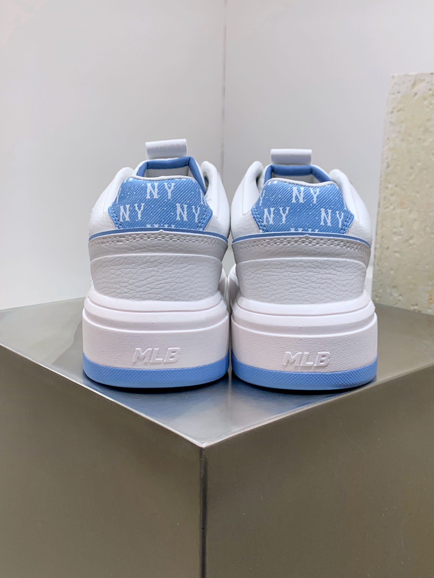 Basic Shoes M-l