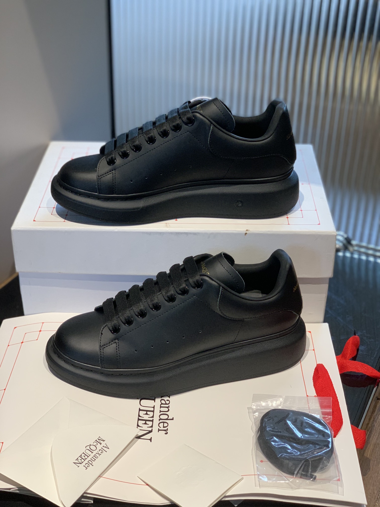 Alexander Mcqueen Male Basic Shoes Black M-l-s