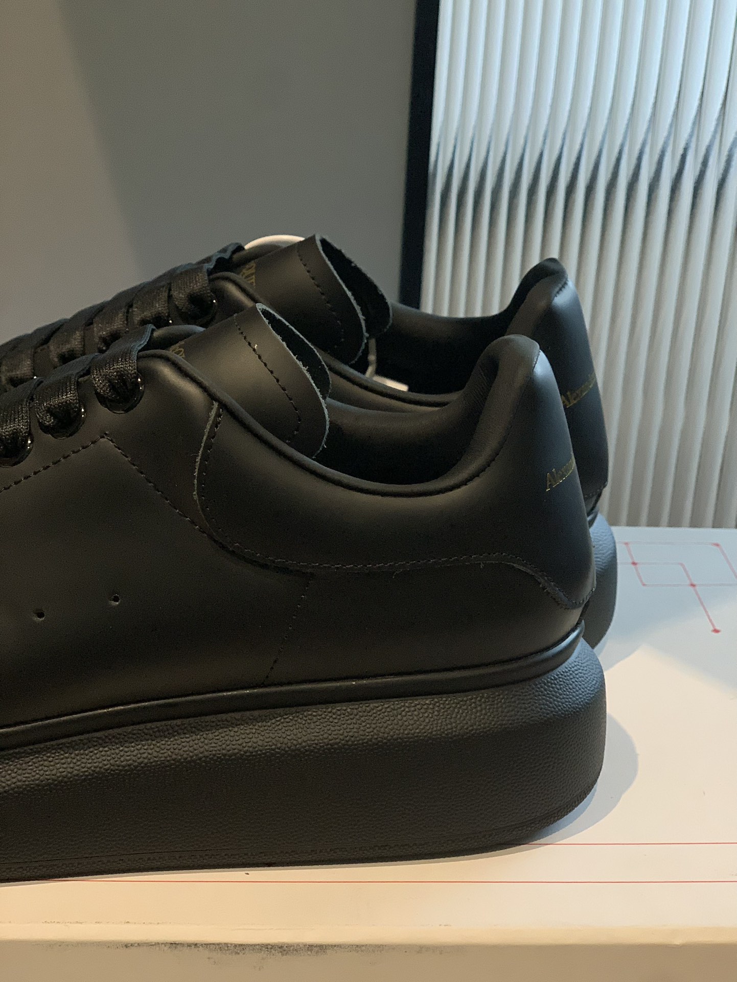 Alexander Mcqueen Male Basic Shoes Black M-l-s