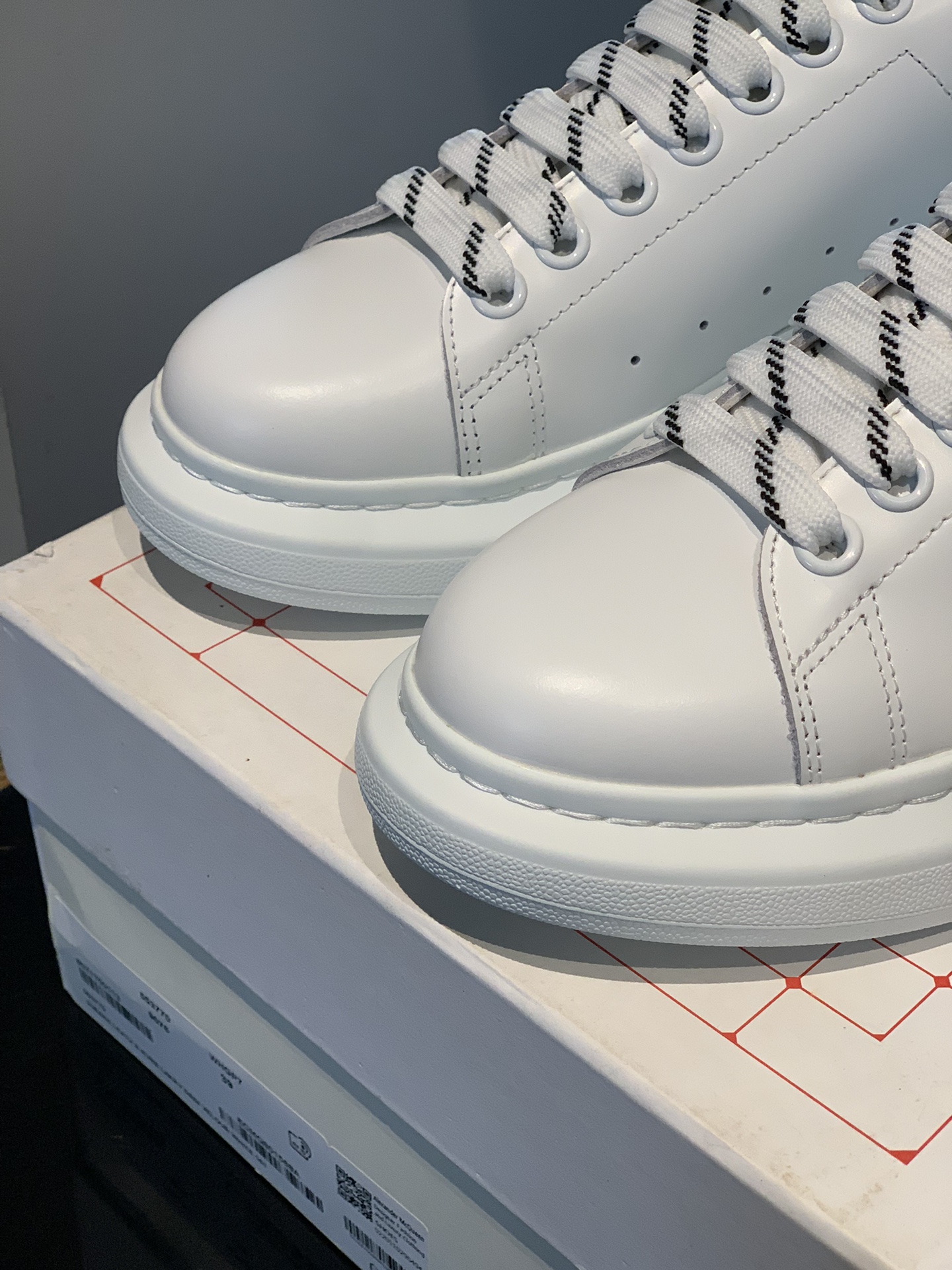 Alexander Mcqueen Male Basic Shoes Black M-l-s