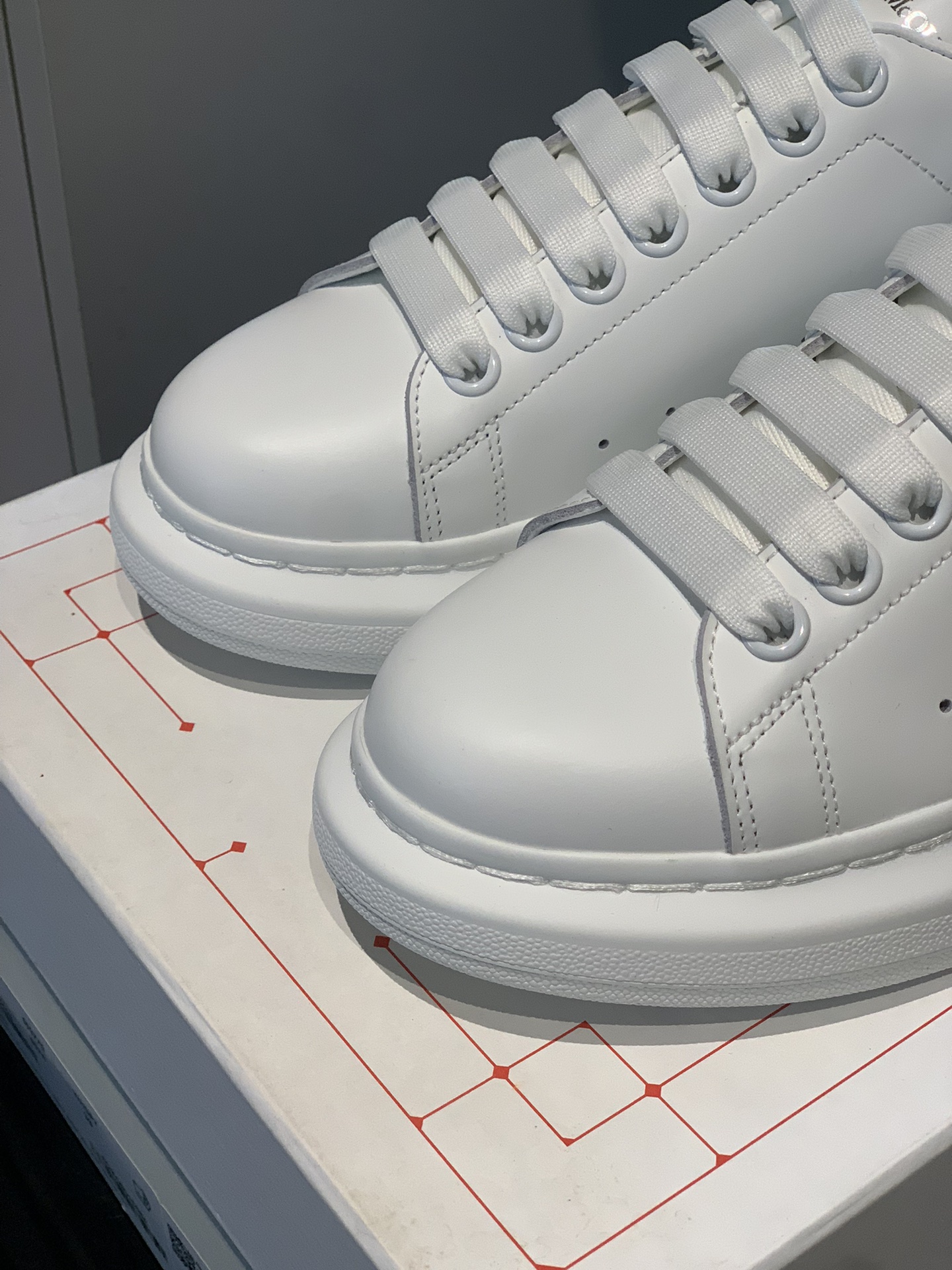 Alexander Mcqueen Male Basic Shoes Black M-l-s