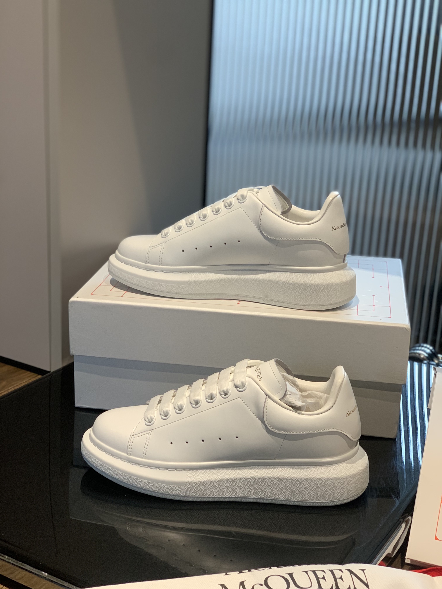 Alexander Mcqueen Male Basic Shoes Black M-l-s