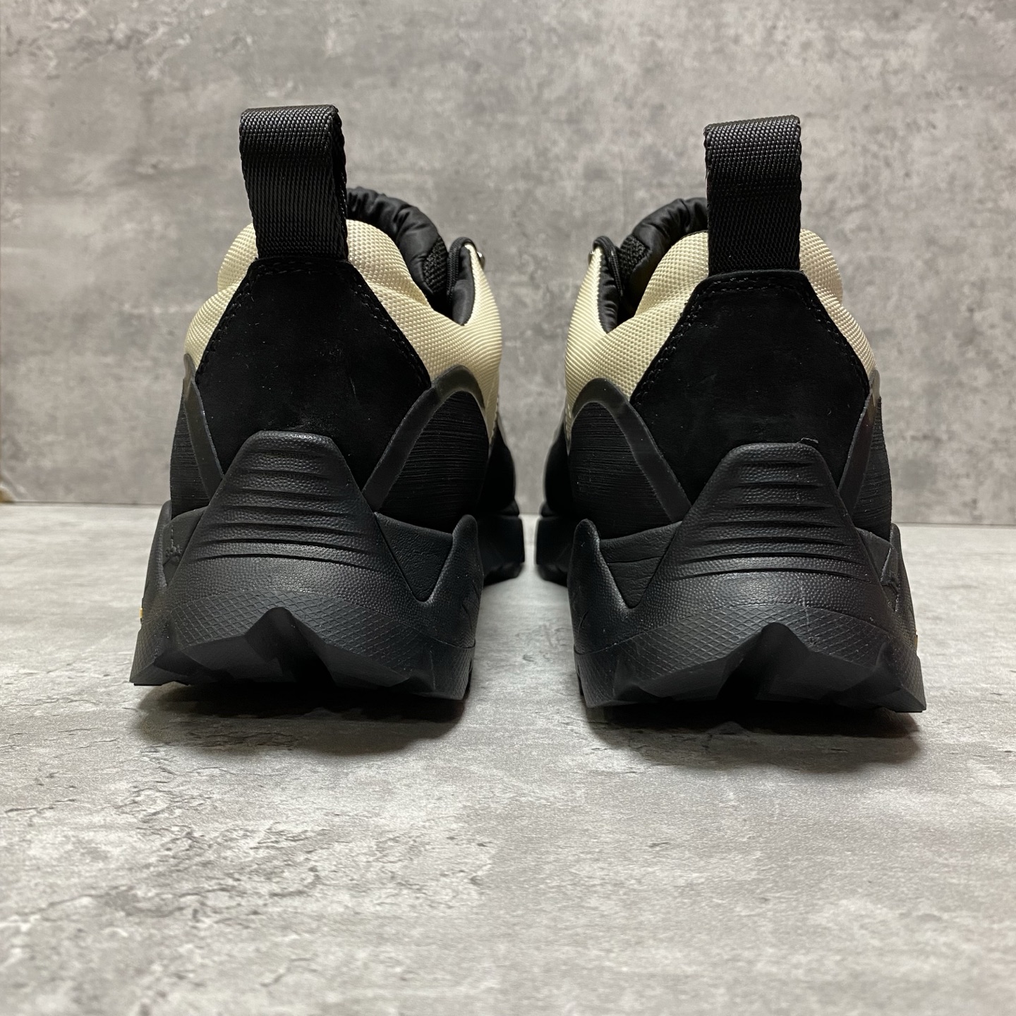 Basic Shoes Breathable M