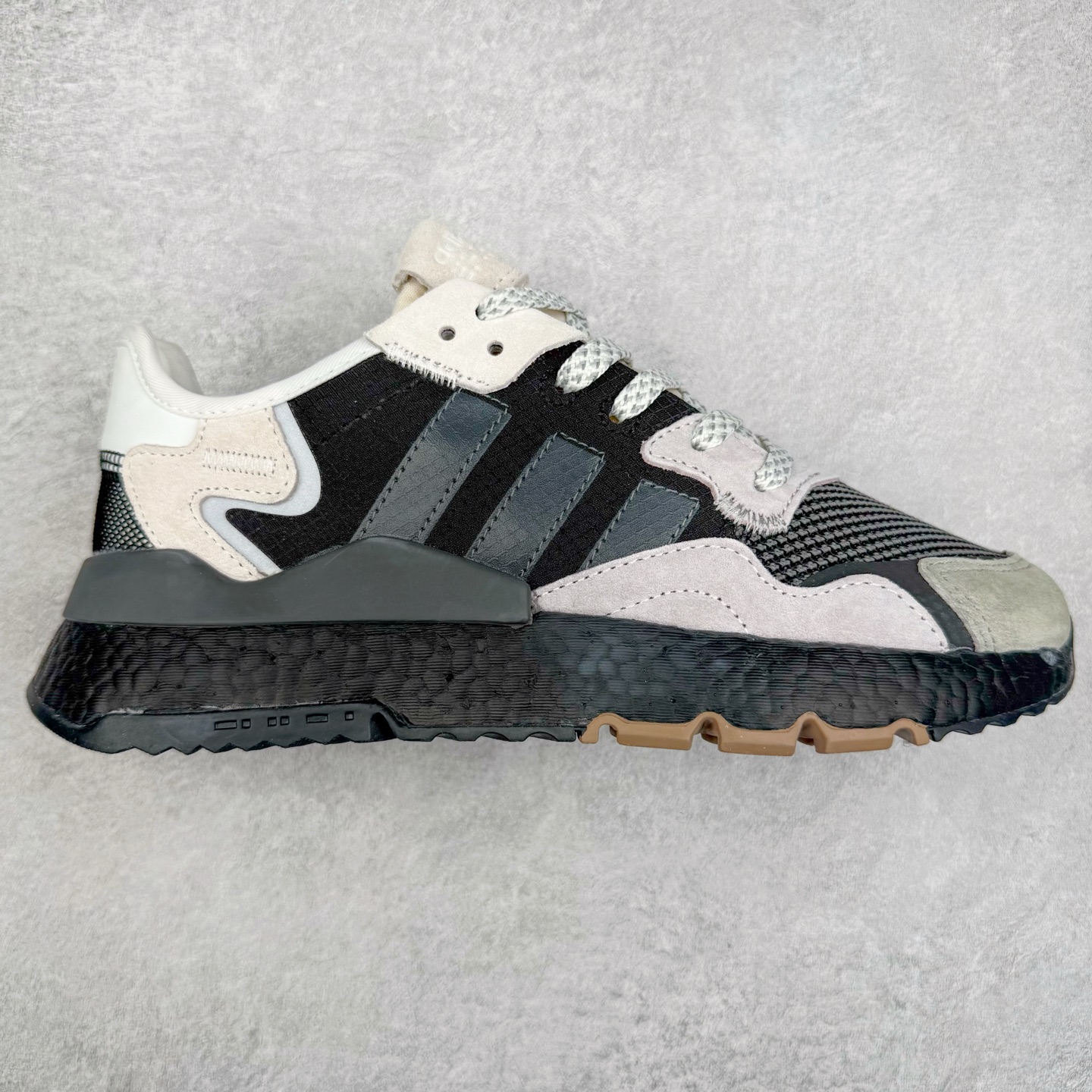 Adidas Running Shoes Mesh Shock Absorbing M-l-s