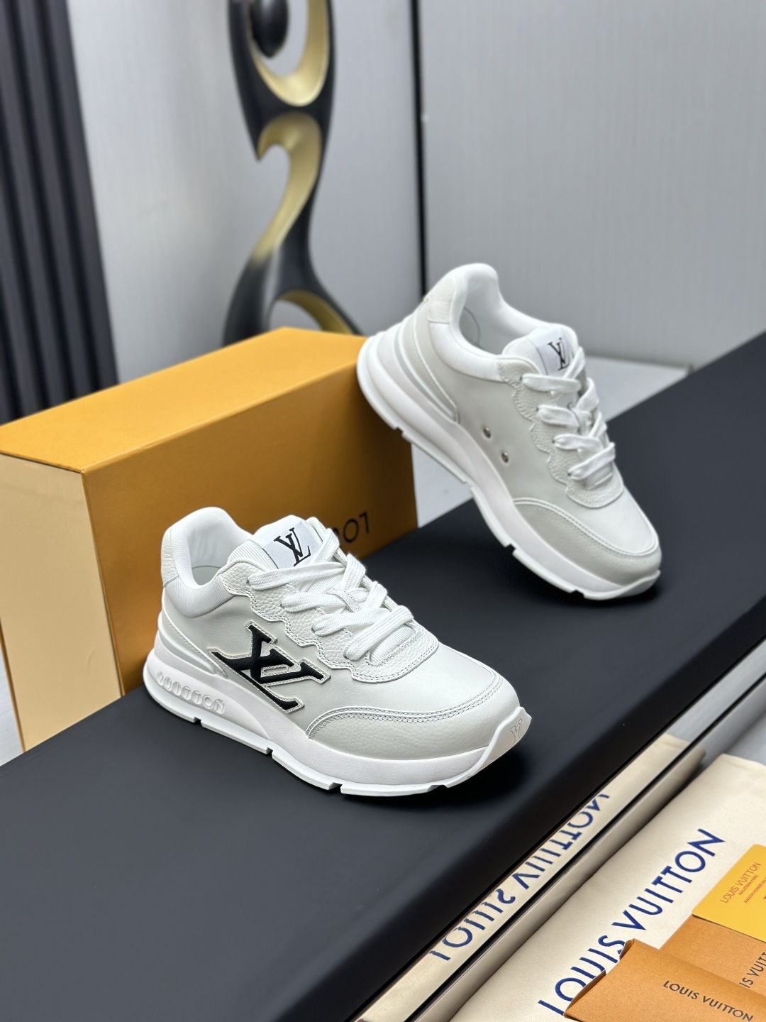 Male Basic Shoes Mesh L